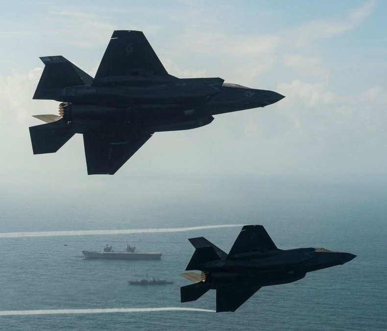 Fighter jet
