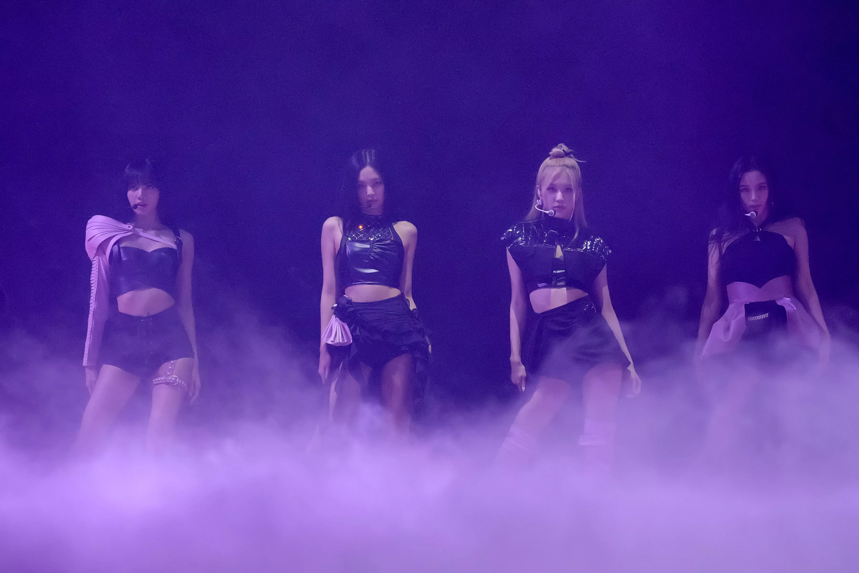 BLACKPINK's New Album 'Born Pink' Hits No. 1 in U.S. on Day of Release - Vimarsana News