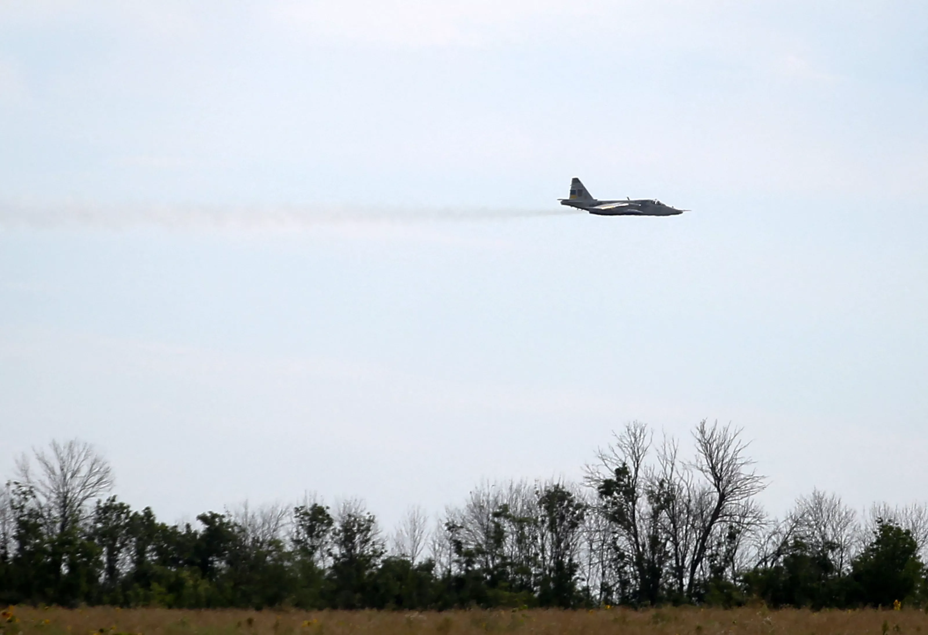 Russian 'Fencer' Fighter Jet Destroyed by Ukraine Air Defense - Vimarsana News
