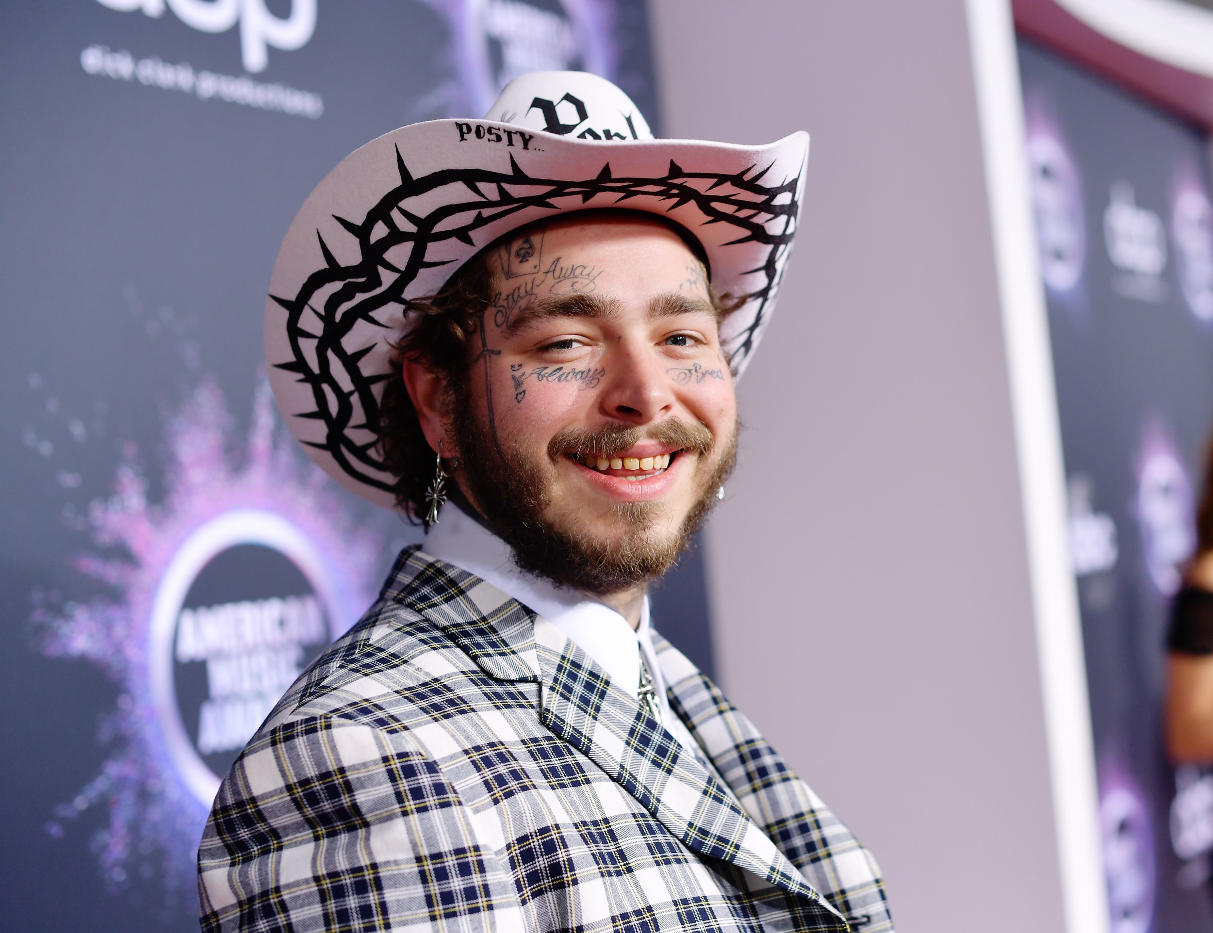 Post Malone Tells Fans 'Everything's Good' After Fall, Will Continue Tour
