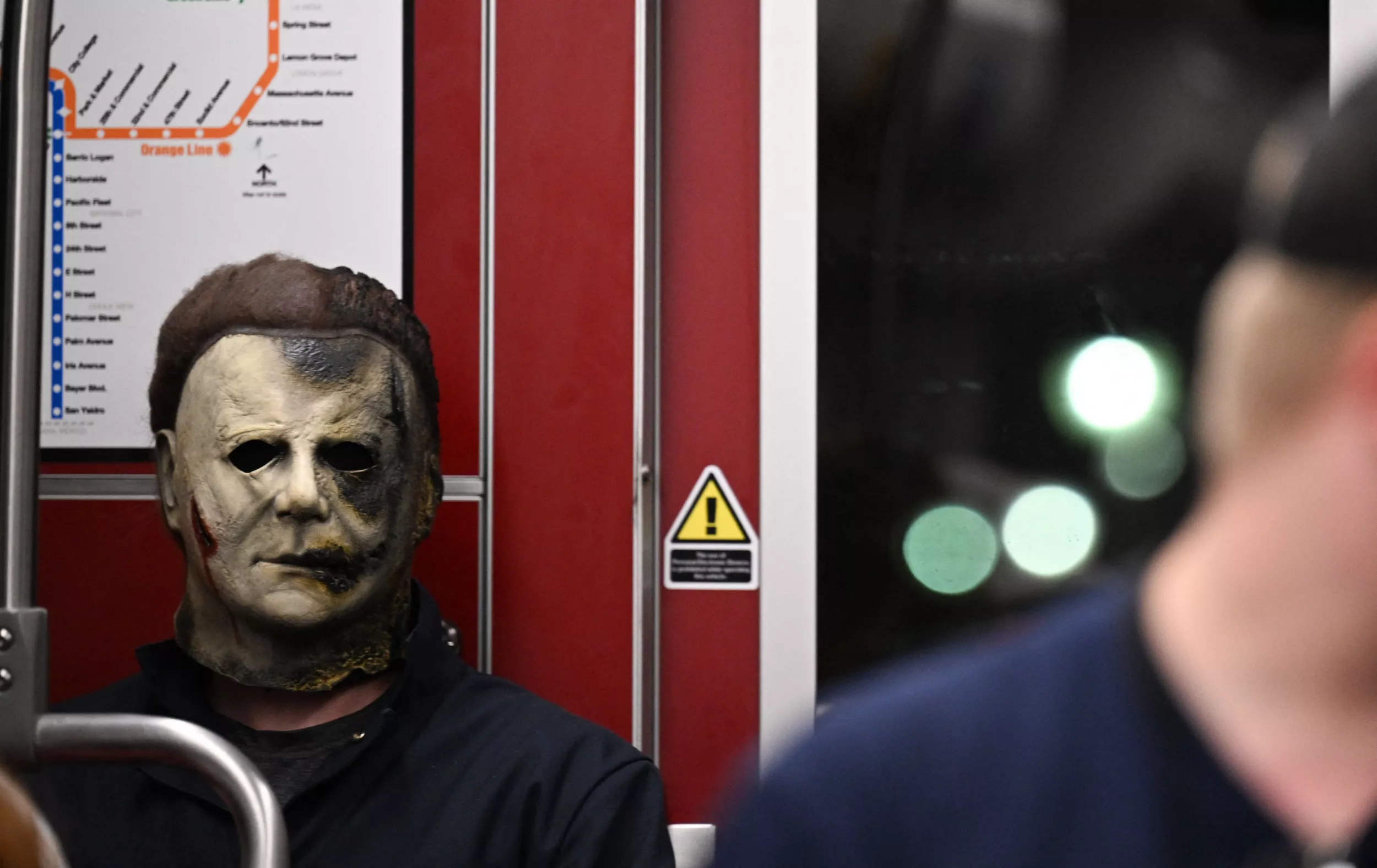 Where to Watch 'Halloween Kills'? How to Stream the Michael Myers Movie - Vimarsana News