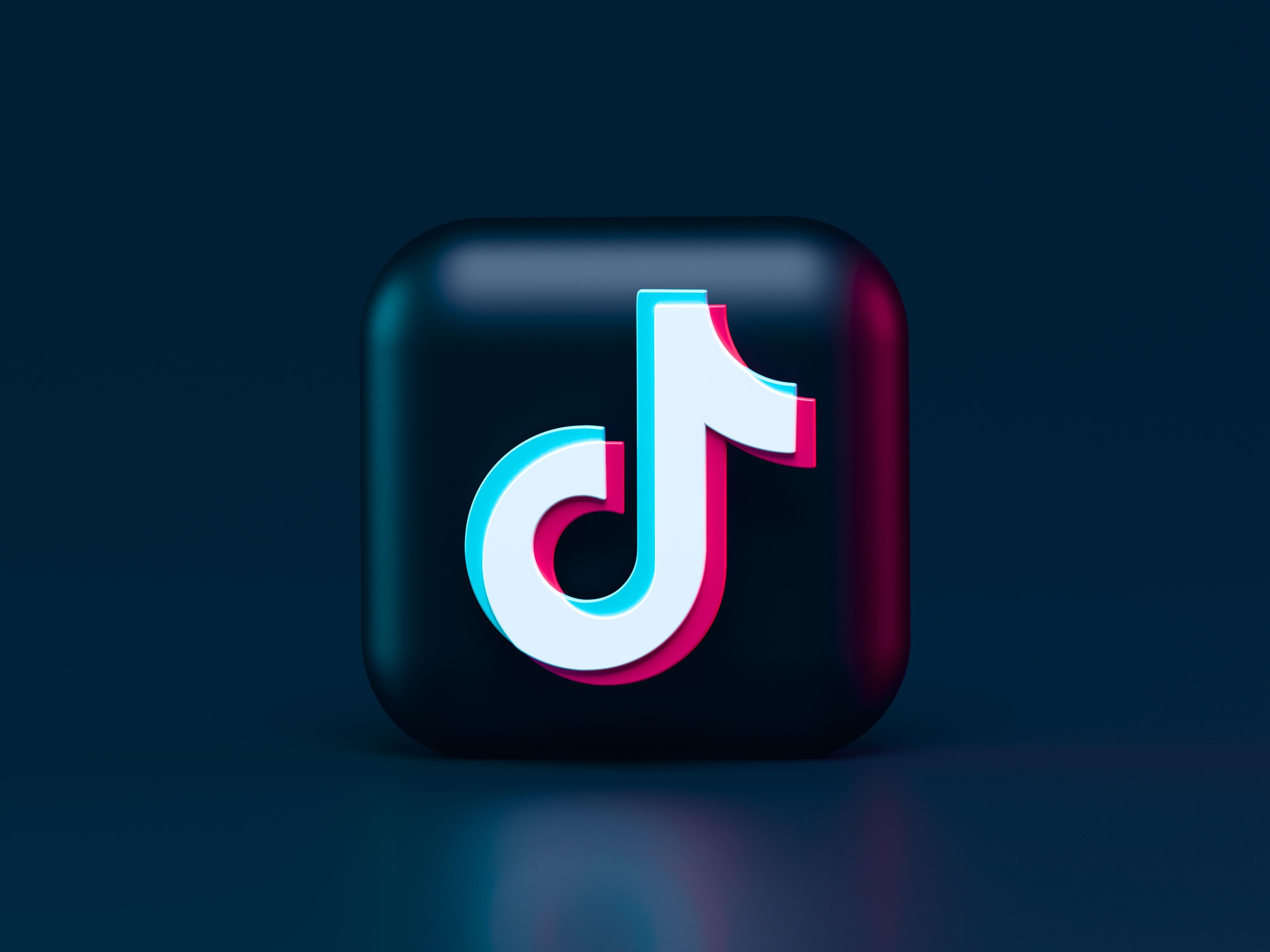 As TikTok Competes With Google in Search, Report Flags Misinfo Concerns