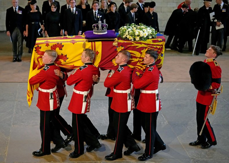 Pallbearers bij de begrafenis van koningin Elizabeth II