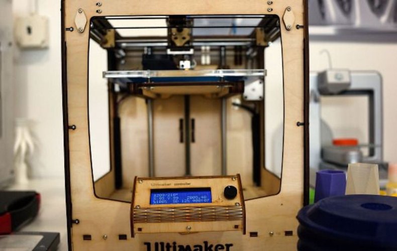 Ultimaker 3D printer sits on display