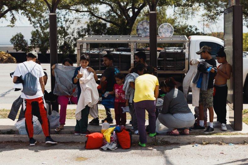 Migrant News Updates: White House 'Closely Coordinating' 