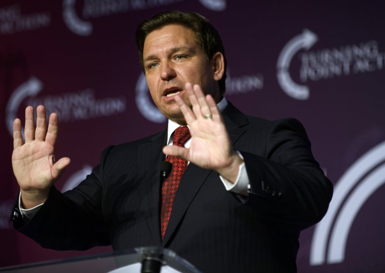 DeSantis Migrant