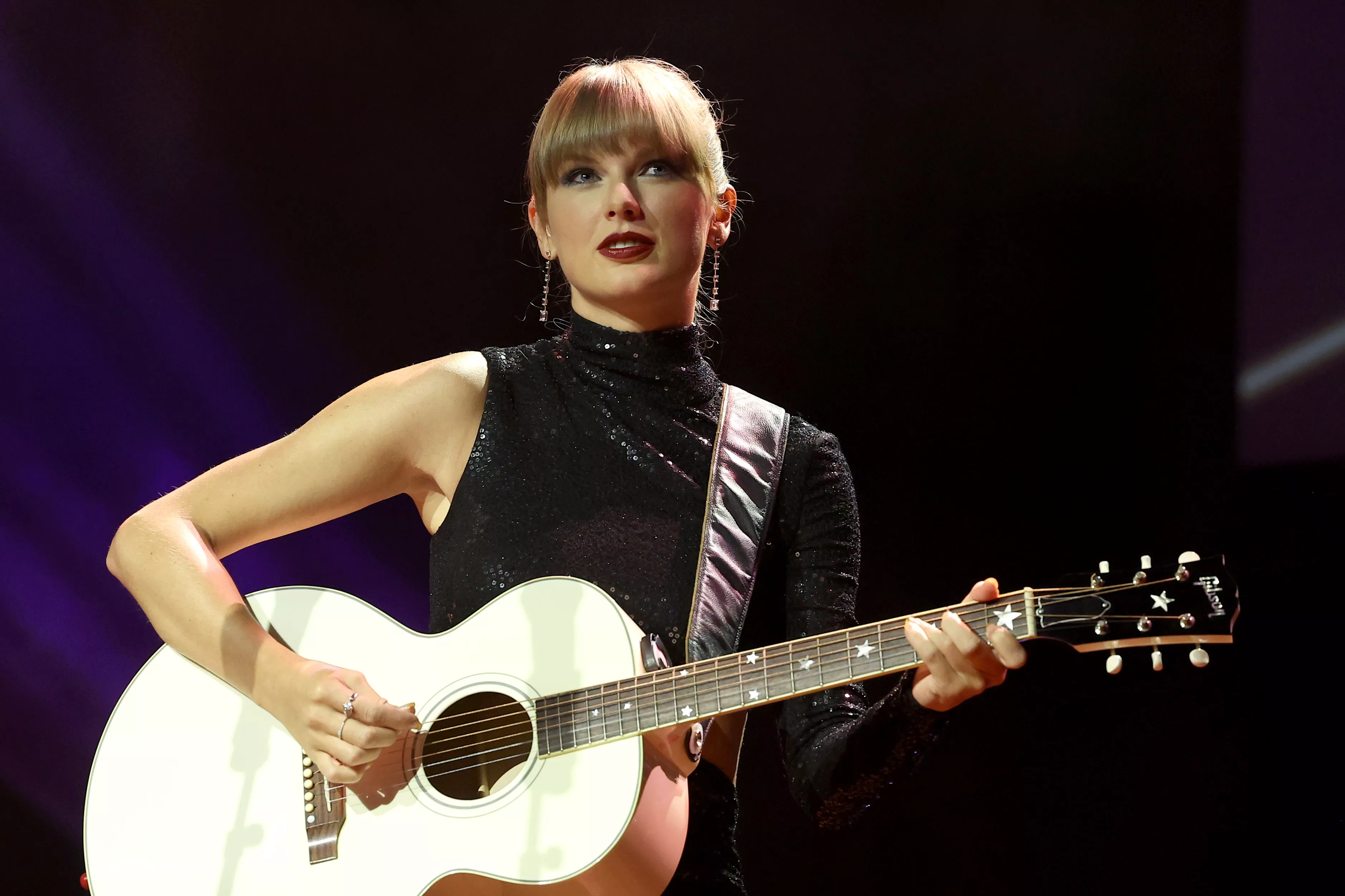 All Details About Taylor Swift's Album 'Midnights' From Songs to Exclusives - Vimarsana News