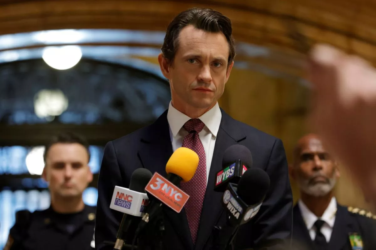 Who Is in the Cast of the 'Law & Order' Crossover? New and Returning Actors - Vimarsana News