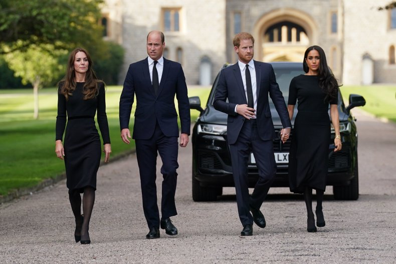 Waleses and Sussexes together in mourning