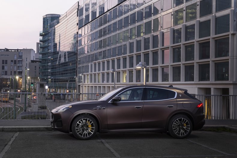 Maserati Grecale GT Bronzo Opaque