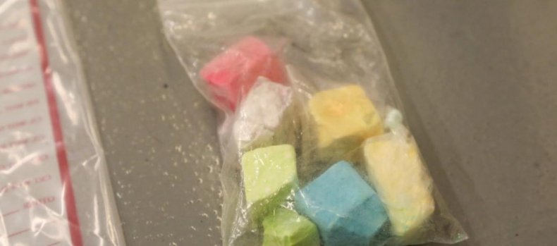 What it looks like and what happens if you overdose rainbow fent