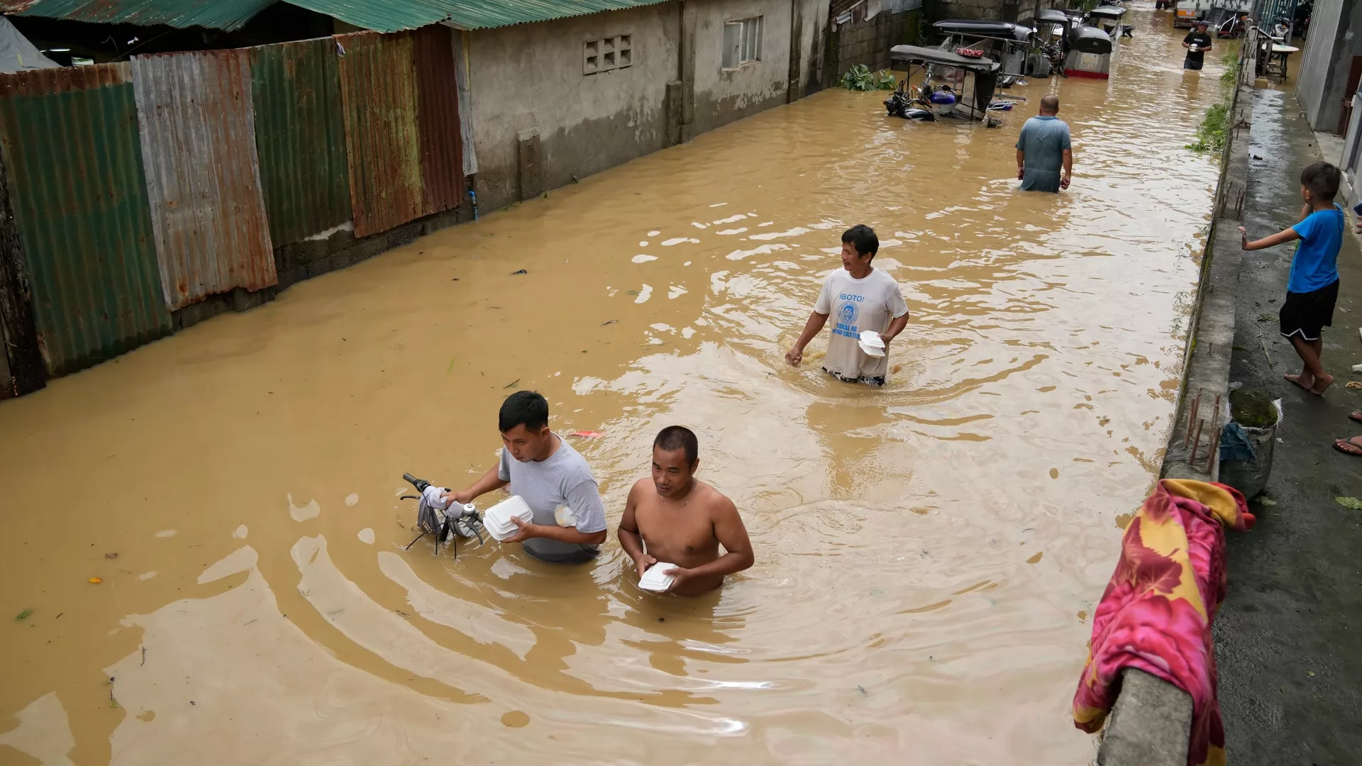 Typhoon Noru Unleashes Catastrophe in the Philippines, Set To Hit Vietnam - Vimarsana News