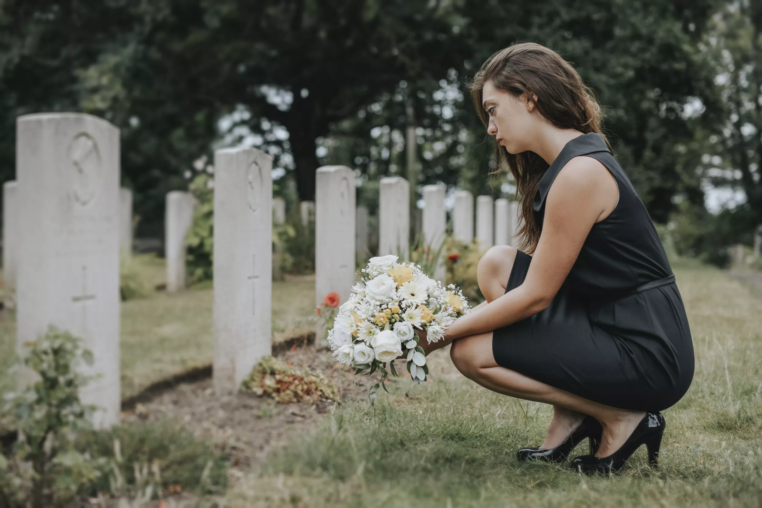 Woman 'Checking In' With Grieving Colleague After Husband Died Sparks Fury - Vimarsana News