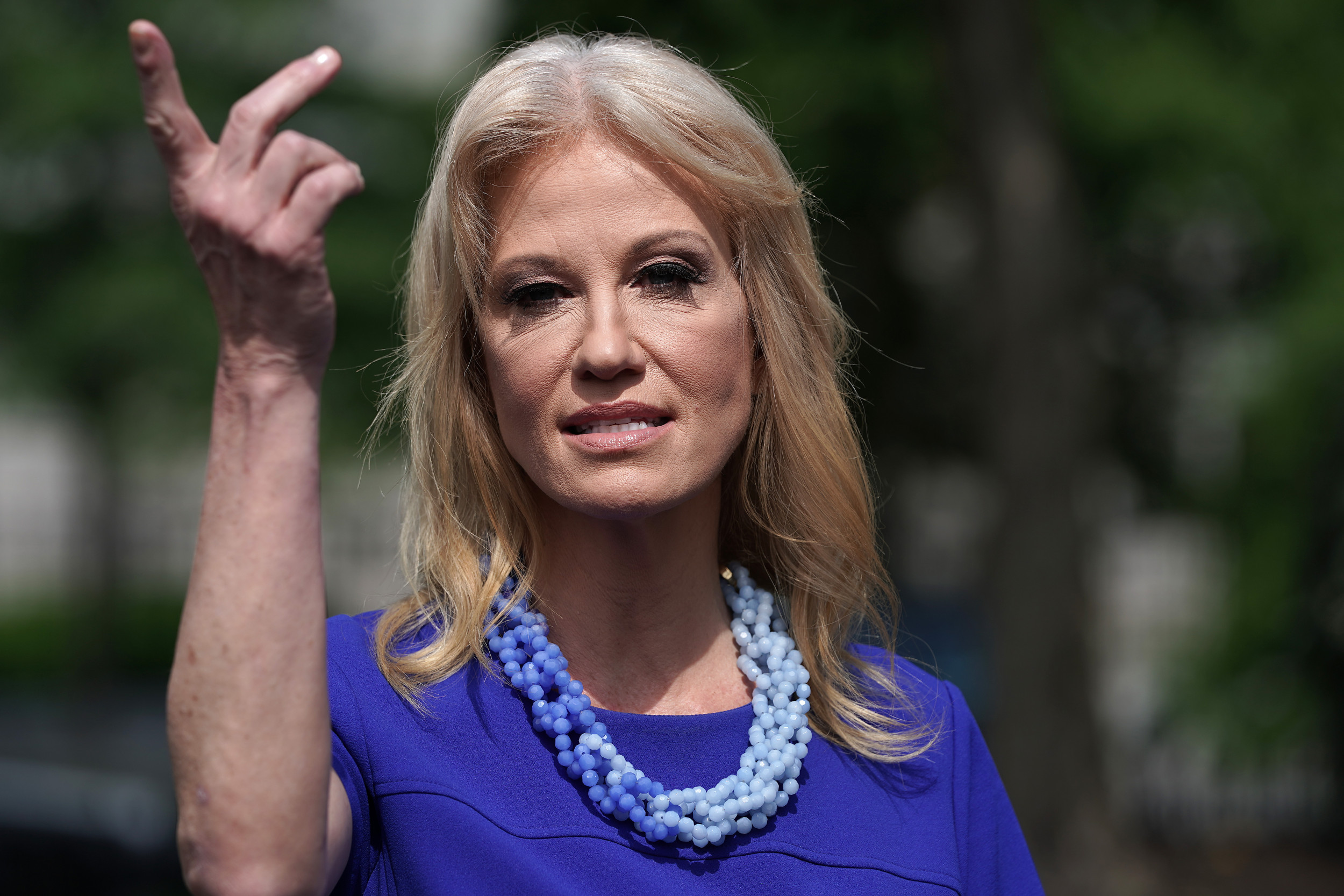 Kellyanne Conway Mocked For Relating Opioid Deaths To Marijuana Nonsense Kellyanne Conway Mocked For Relating Opioid Deaths To Marijuana Nonsense