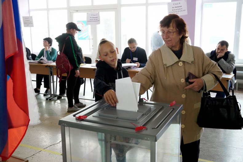 Russia, holds, referendum, four, Ukraine, regions