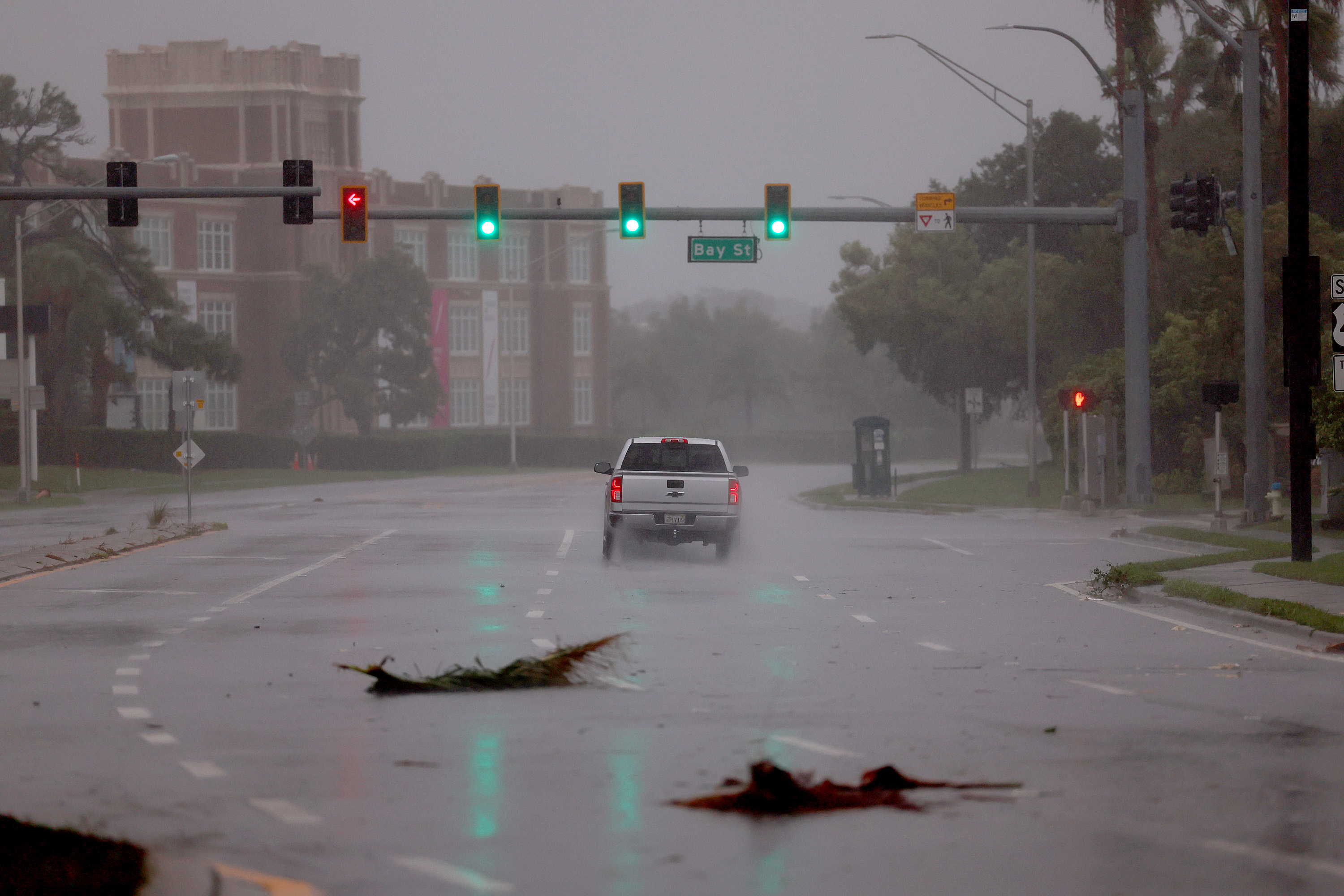 Hurricane Ian Leaves 1 Million People In Florida Without Power Newsweek 3943