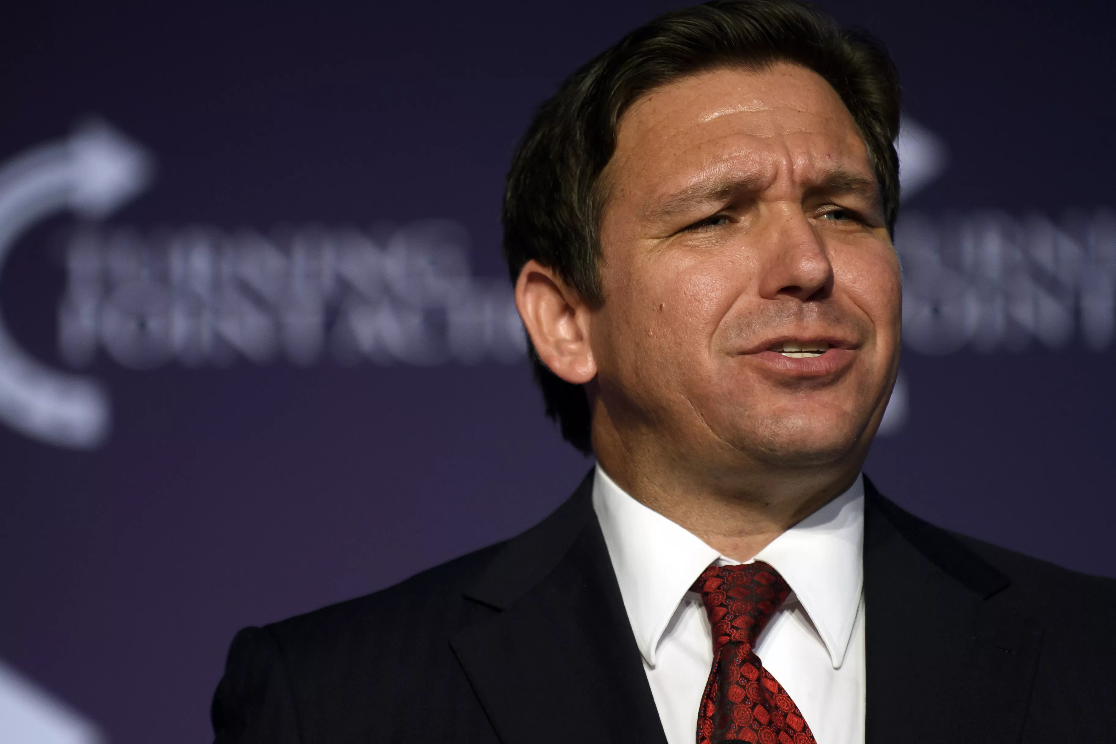 Hurricane Ian Sparks Criticisms of DeSantis' Hurricane Sandy Response - Vimarsana News