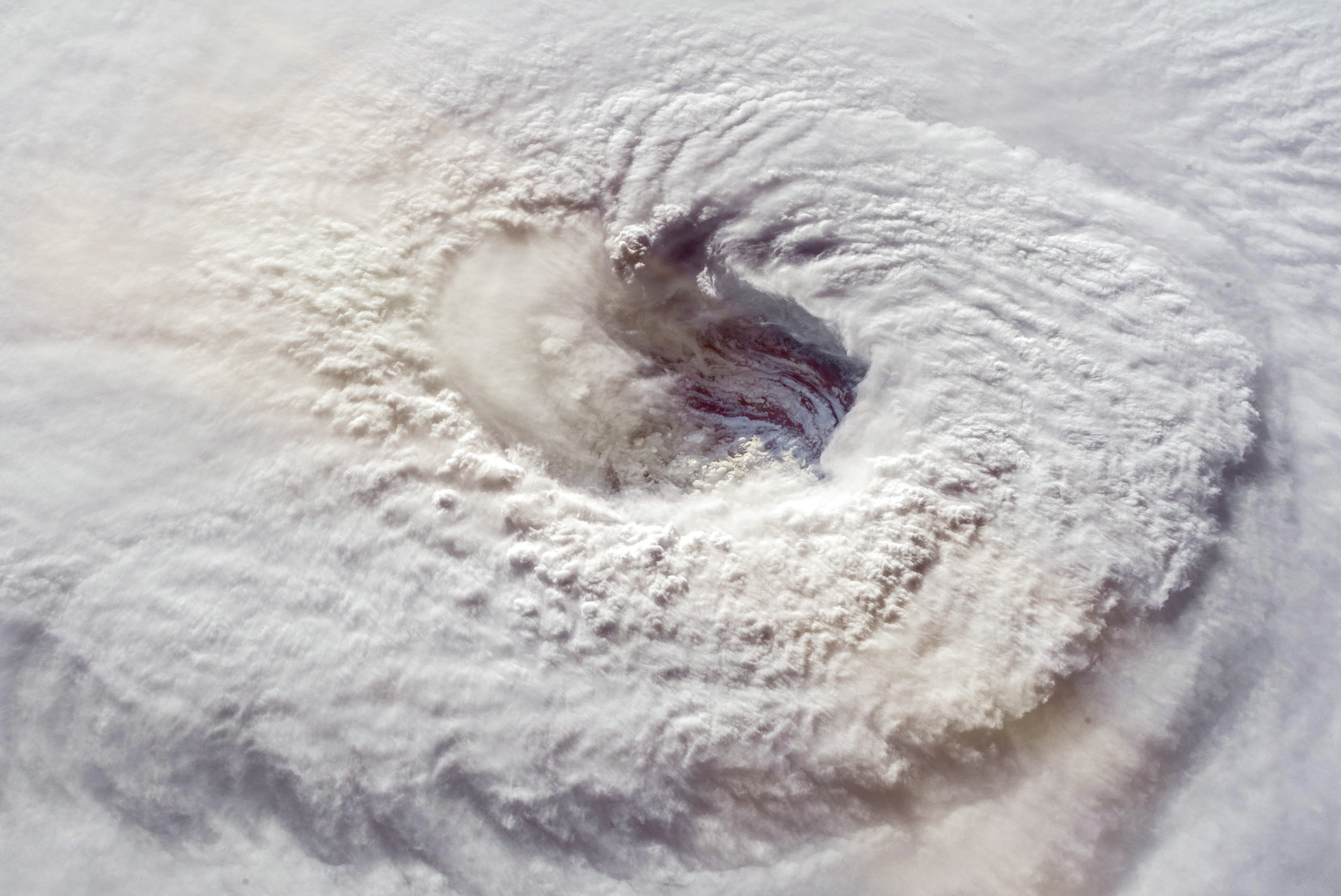 What Hurricane Ian Looked Like Inside, Explained In Beautiful Description