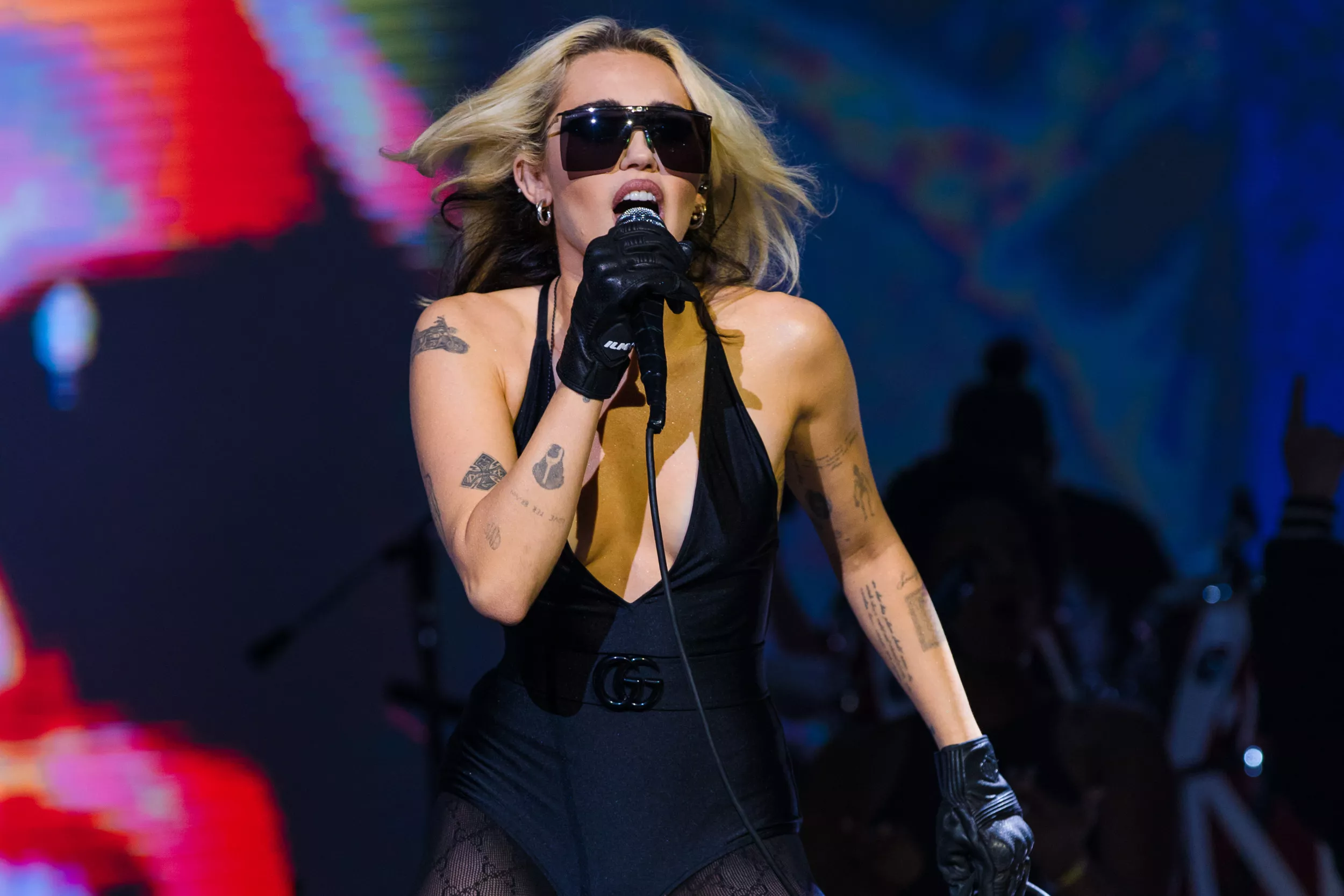 From Def Leppard to Elton John, Here Are Miley Cyrus' Most Powerful Collabs - Vimarsana News
