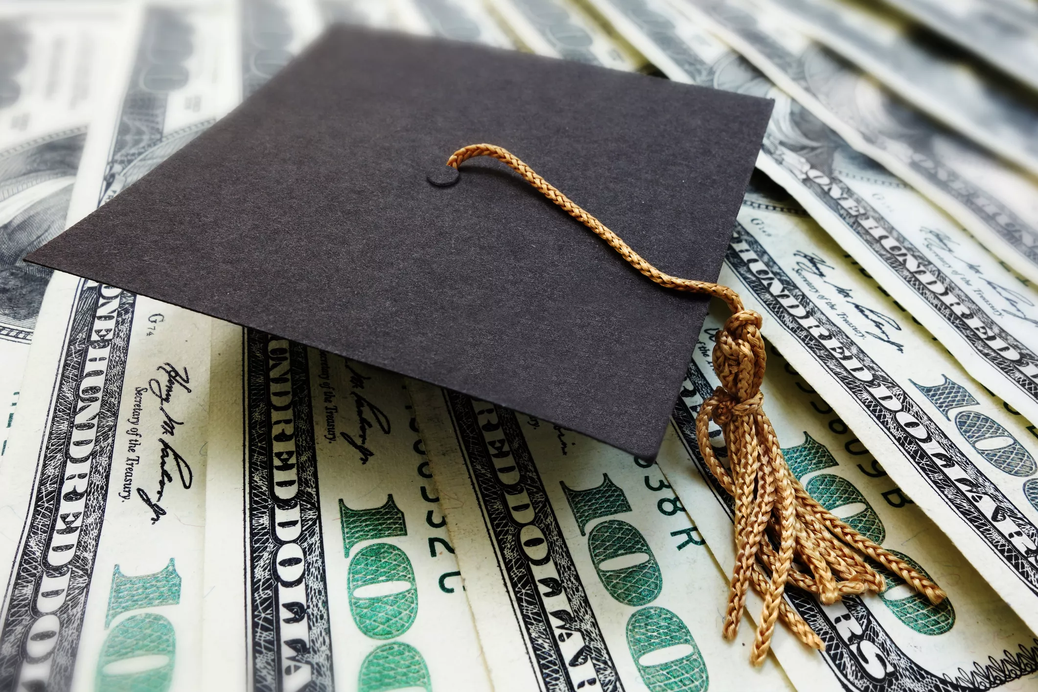 Graduates With Greater Student Loans More Likely To Regret College Choices - Vimarsana News