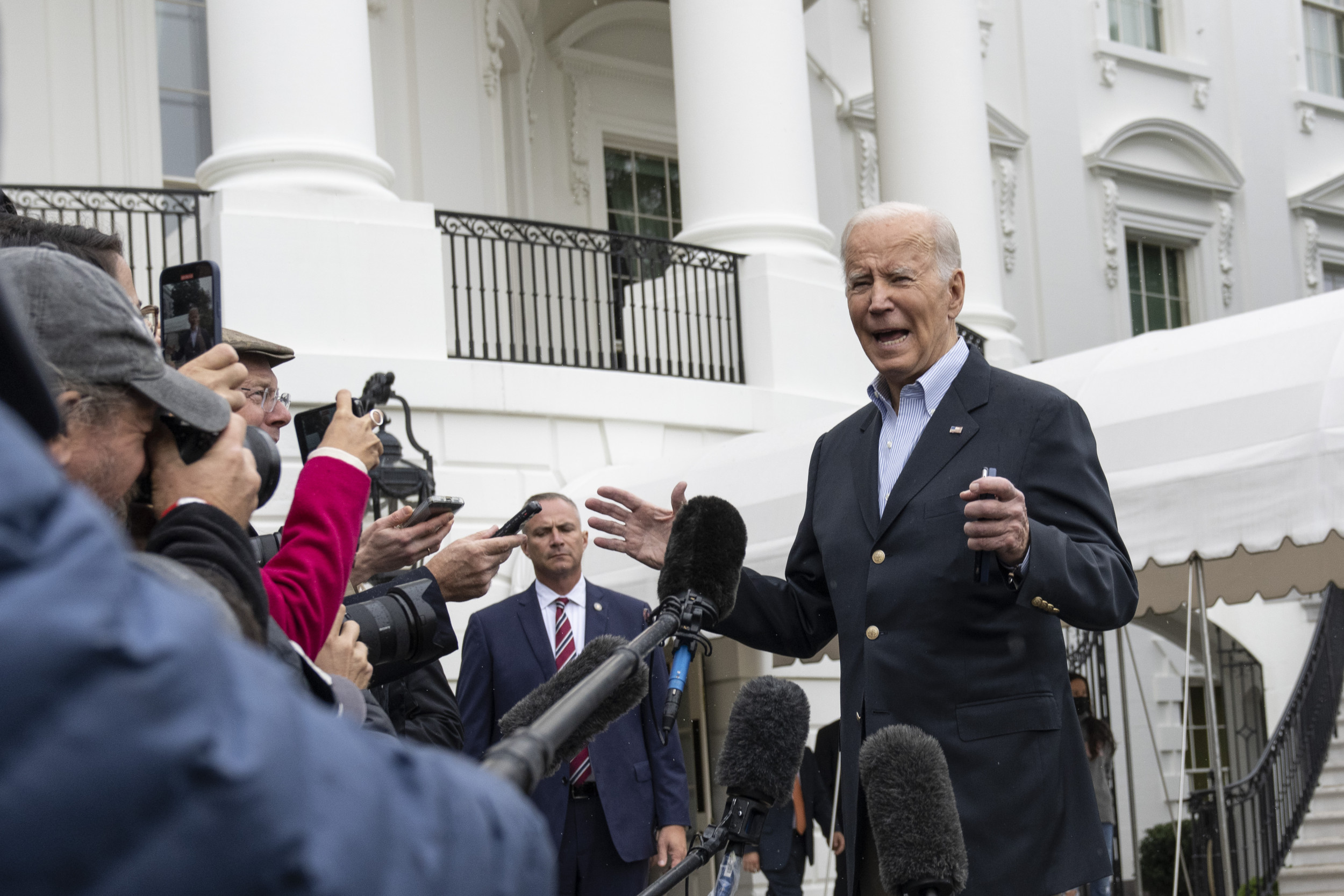 Biden's Popularity In Key Swing States Is Troubling Sign For Democrats ...