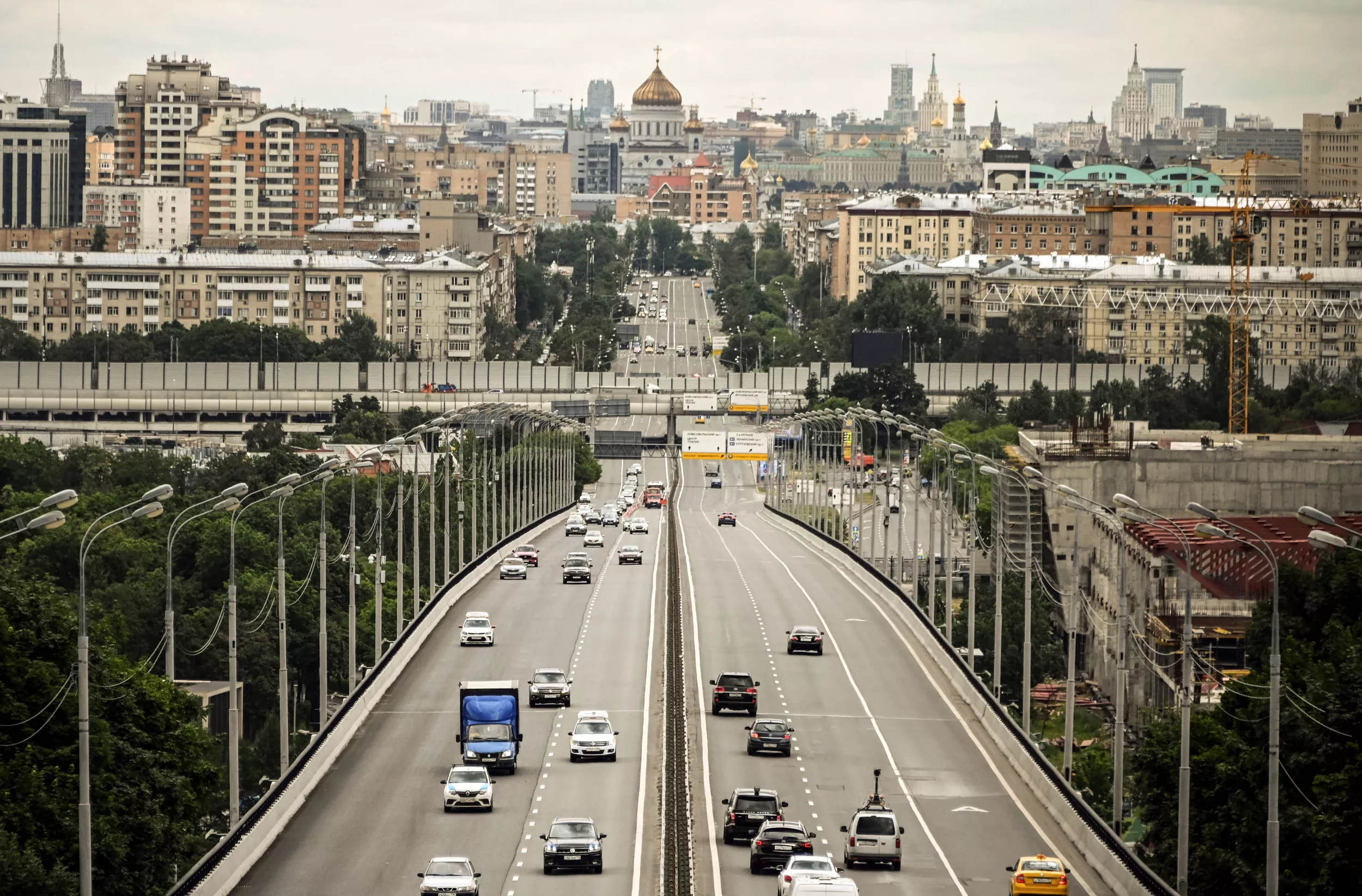 Russian Market Drops Amid Report of Putin Making National Address - Vimarsana News