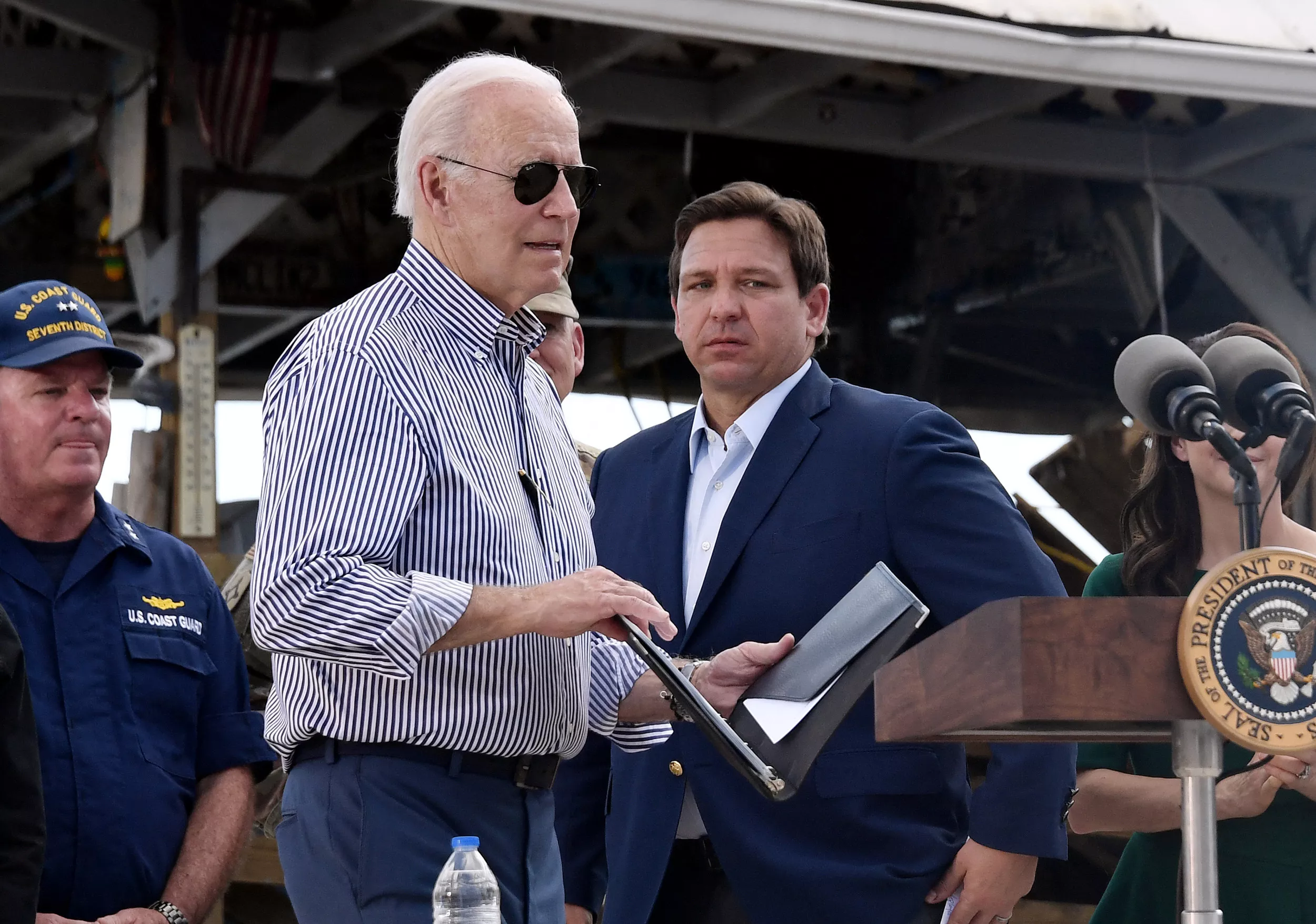 DeSantis' Scowl as Biden Mentions Climate Change Has Internet in Stitches - Vimarsana News