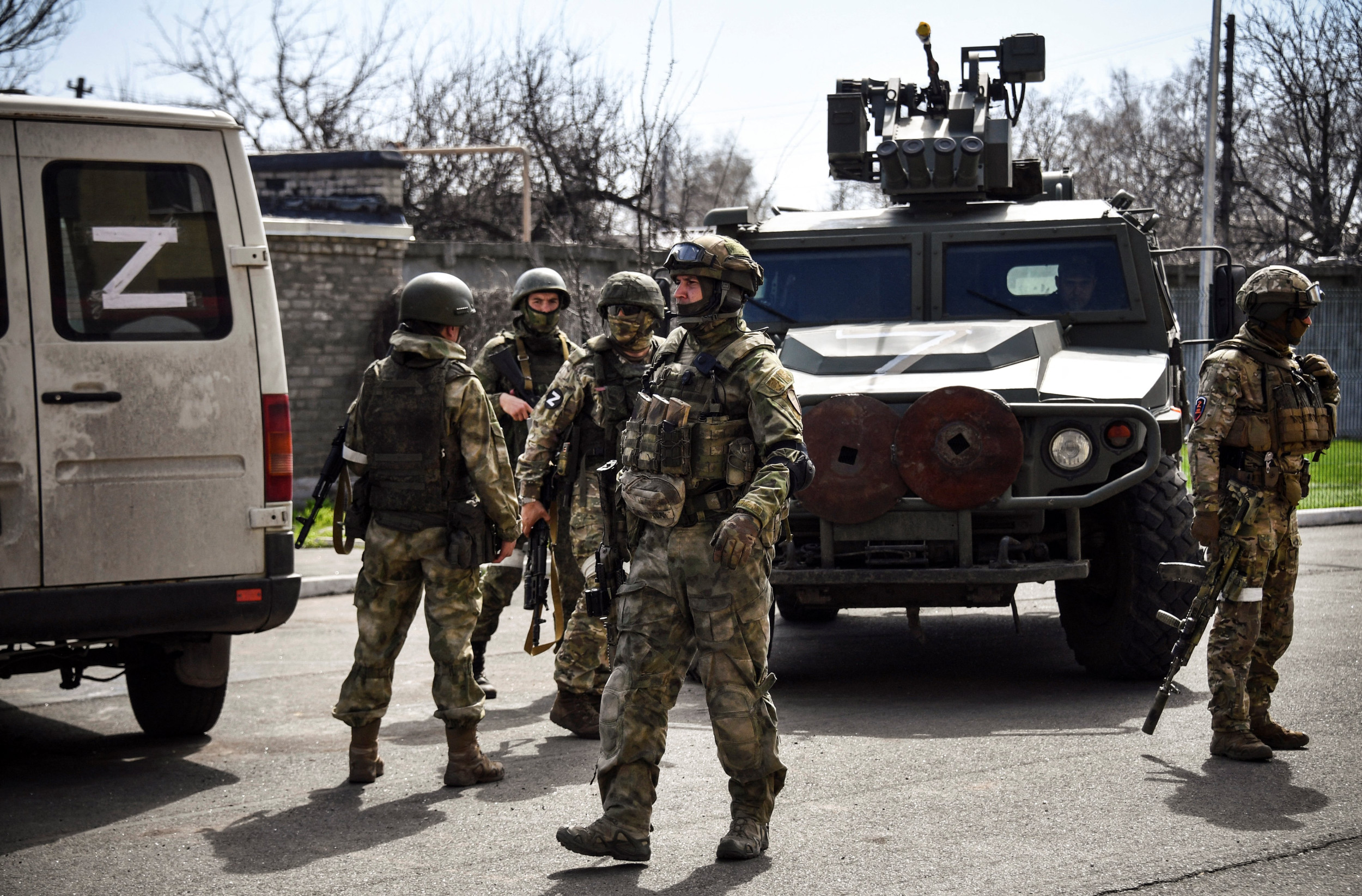 Video of Russian Unit Waving White Flag as They Surrender Sparks Debate