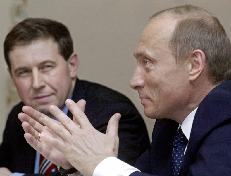 Putin Seen With Former Advisor