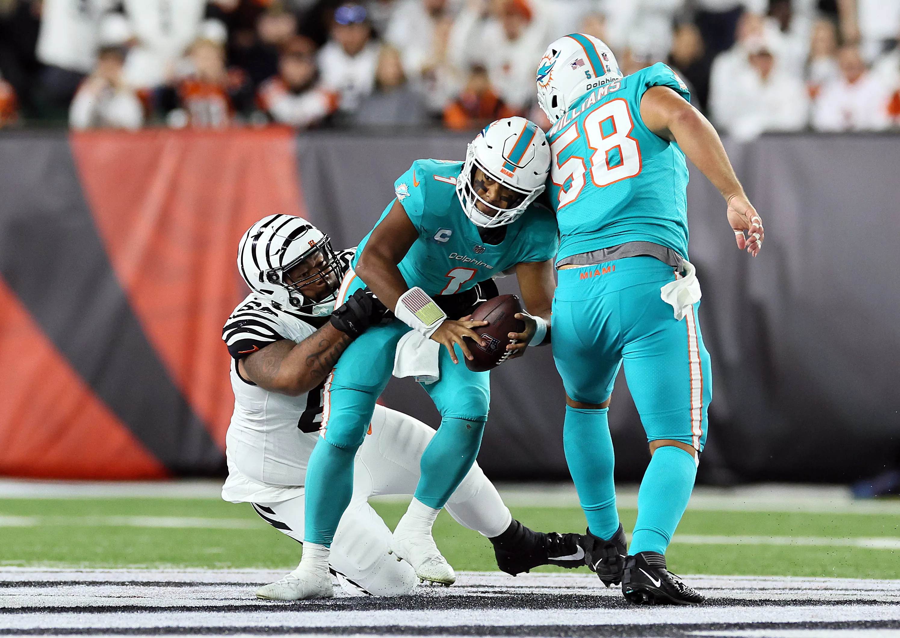 Not Just Tagovailoa: Twelve Other NFL Players Had Concussions Last Week - Vimarsana News
