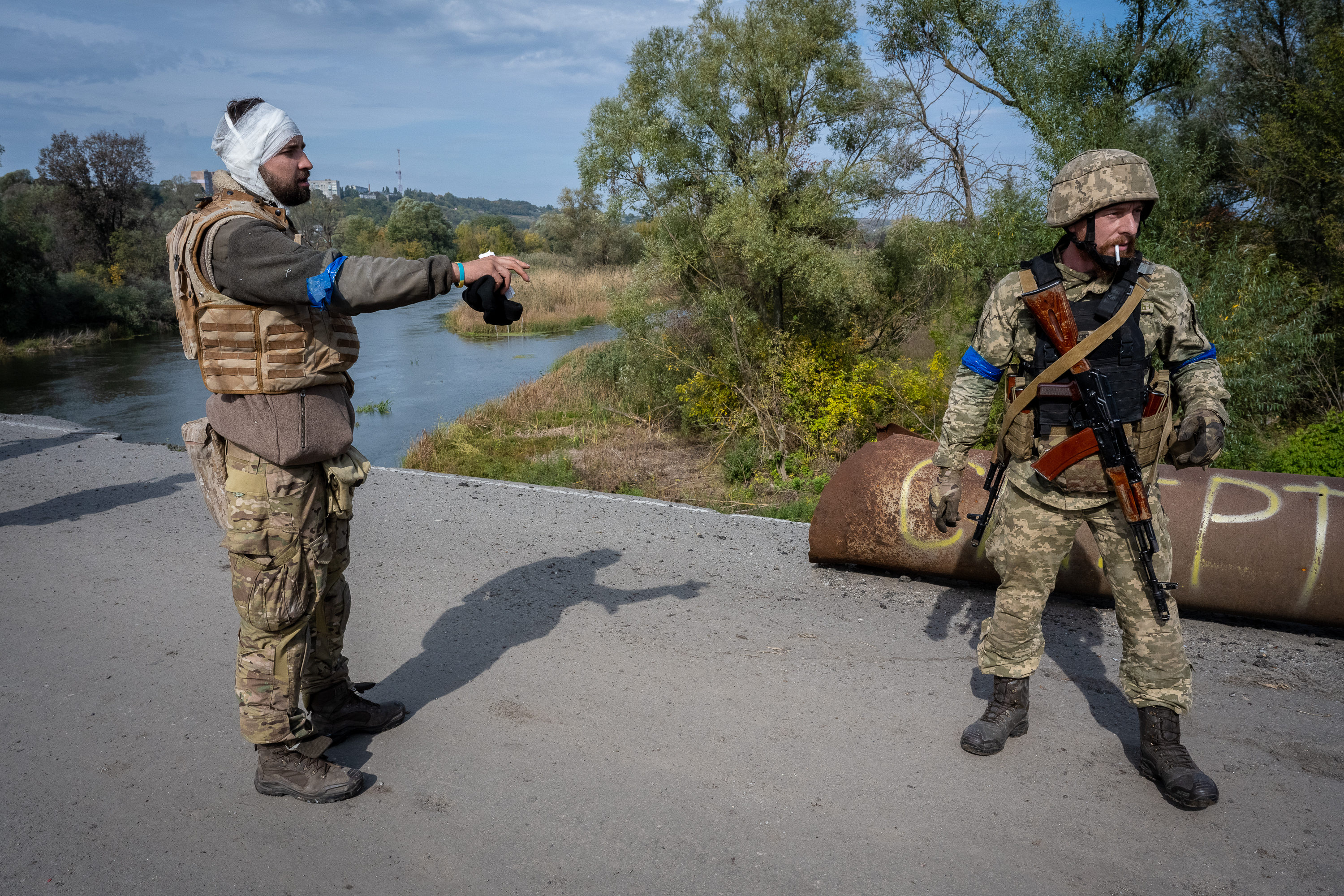 Wounded Russian Soldier Tells Ukrainians 'Just Finish Me' in Video