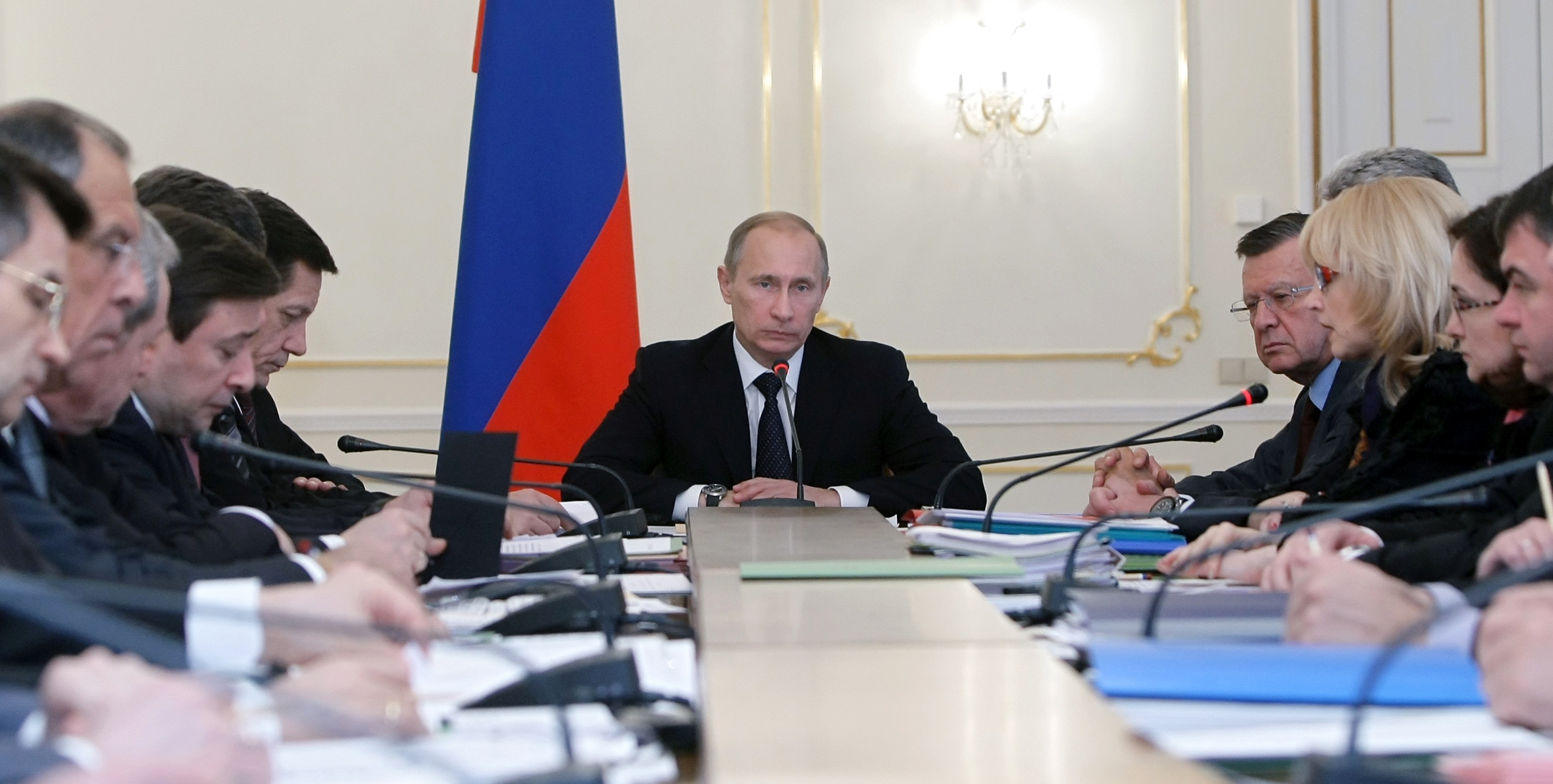 Putin to Meet With Security Council After Crimea Bridge Explosion