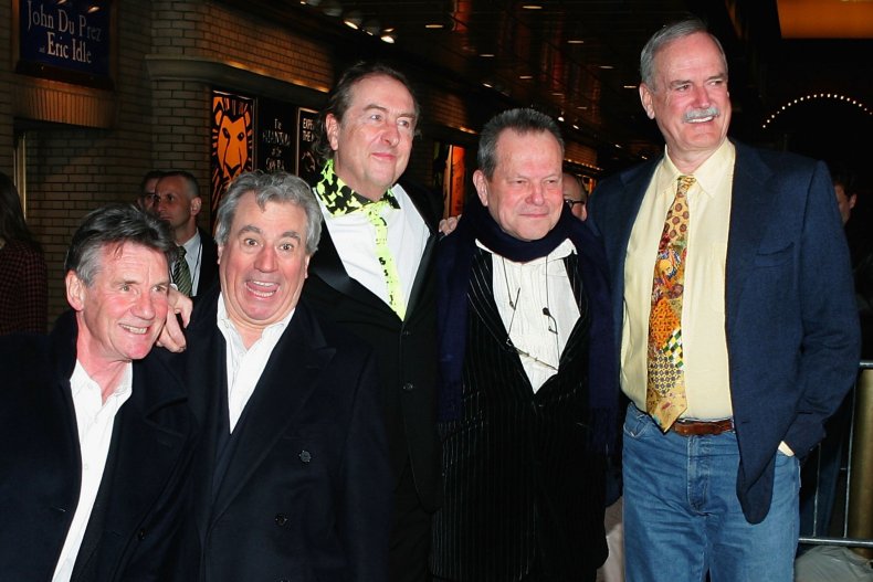John Cleese y su "Monty Python" compañeros de reparto