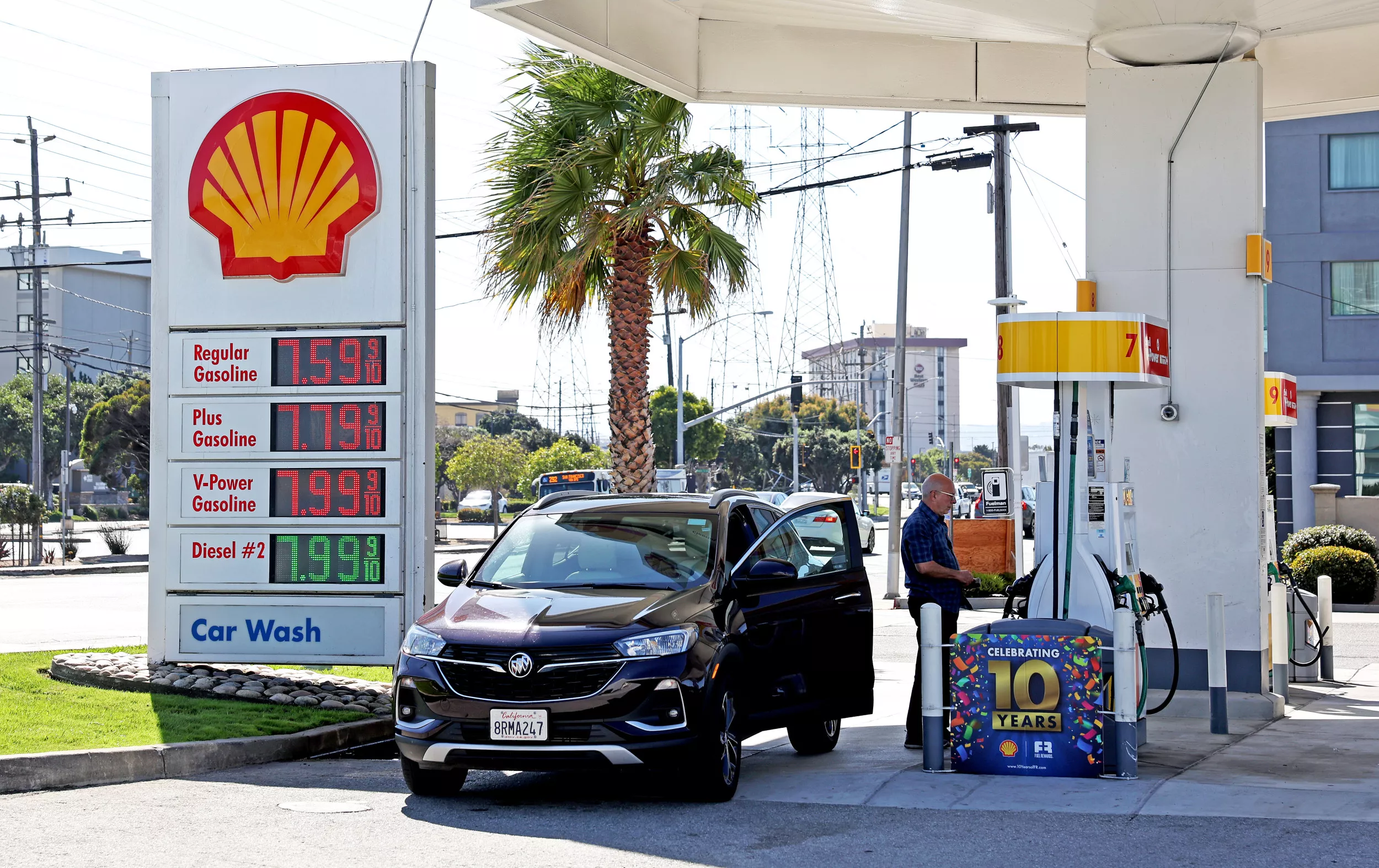 Ohio Faces Brunt of OPEC Decision as JD Vance, Tim Ryan Gear Up for Debate - Vimarsana News