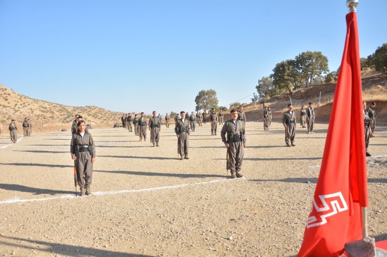 Komala, partido, iraní, Kurdistán, peshmerga, reclutas, ceremonia