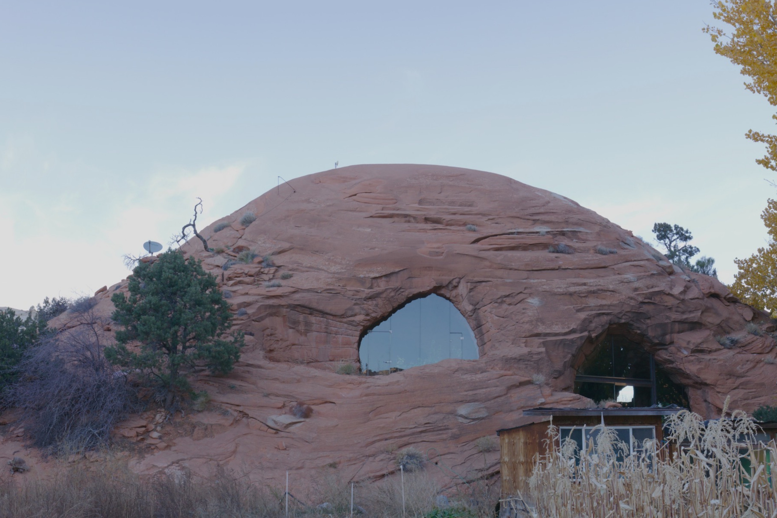 'I Built a Home in a Cave, Now I Rent It Out For Thousands' - Newsweek