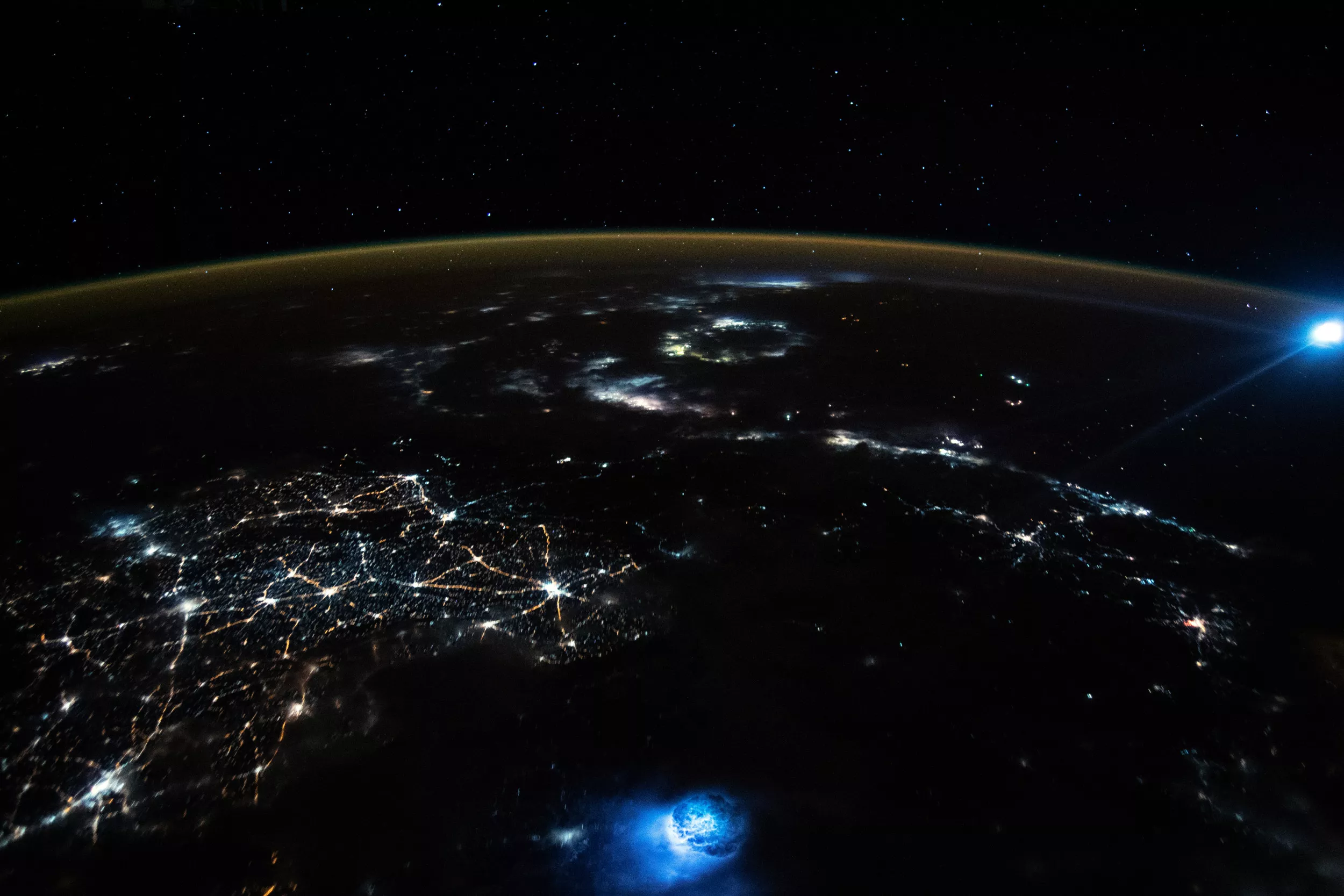 Mysterious Bright Blue Blobs in Earth's Atmosphere Photographed From Space - Vimarsana News