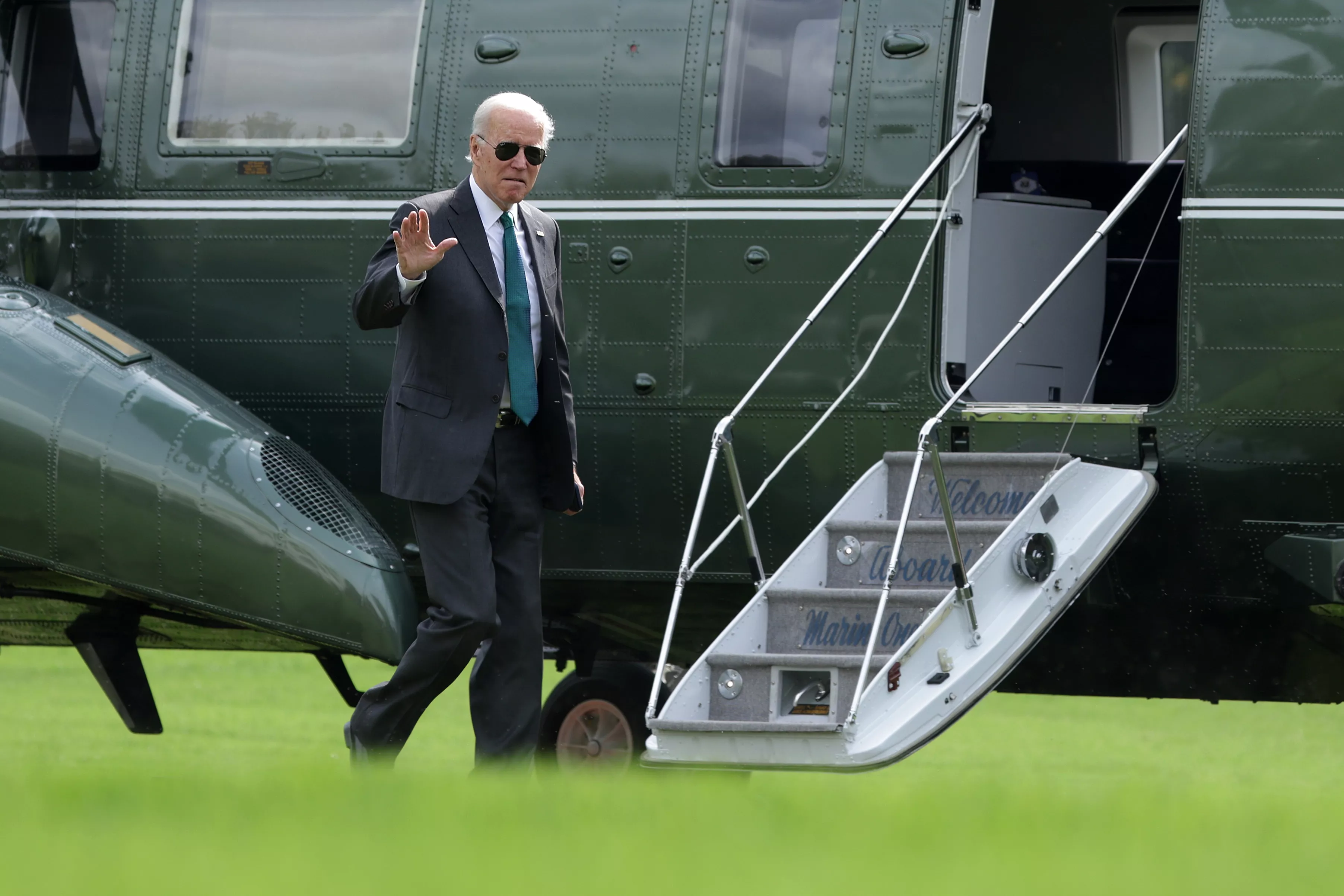 Biden Counting On Midterm Wins to Shape Legacy for 2024 and Beyond - Vimarsana News