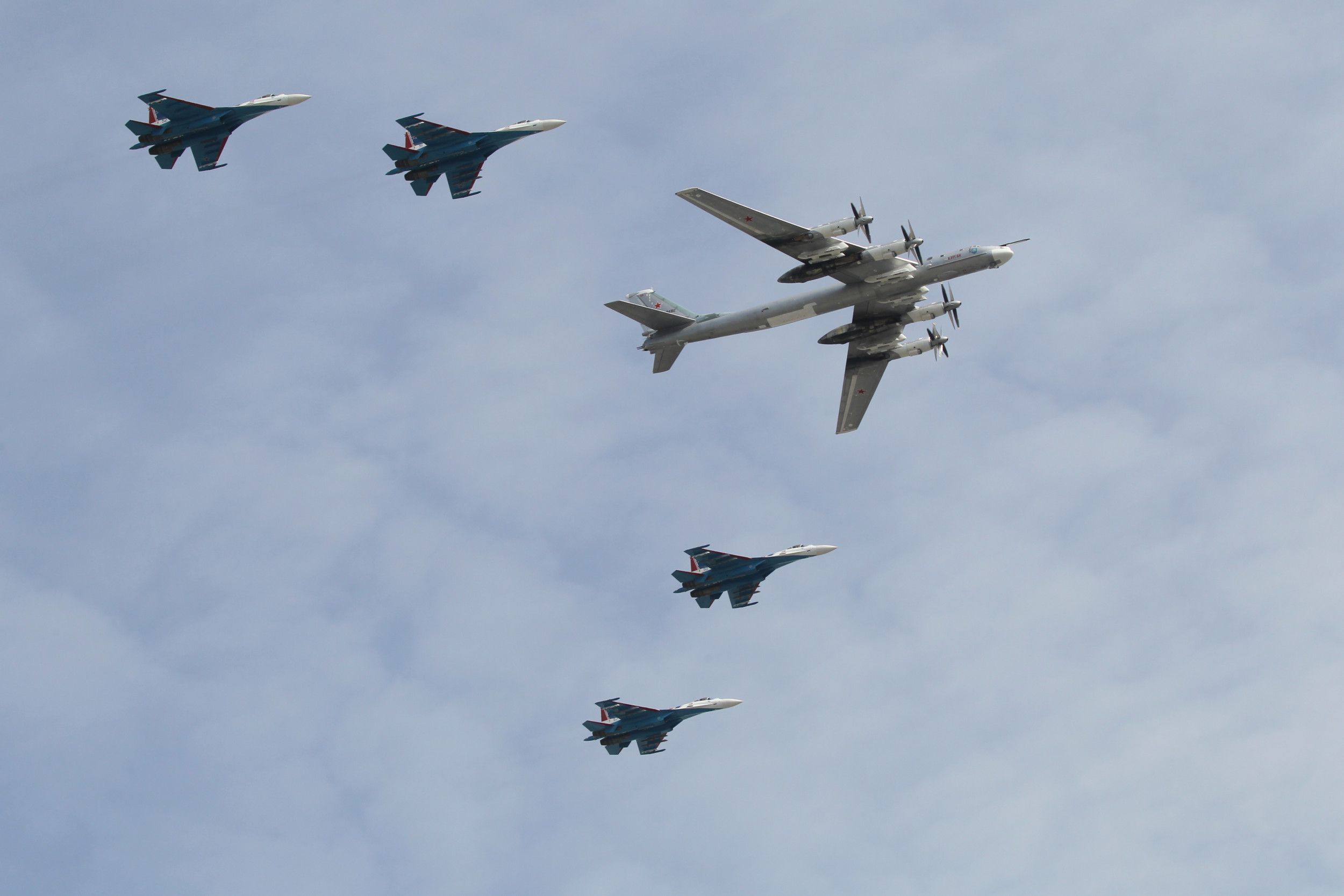 Russian 'Bear' Bomber Planes Seen Near Alaska Made to Carry Heavy Payloads