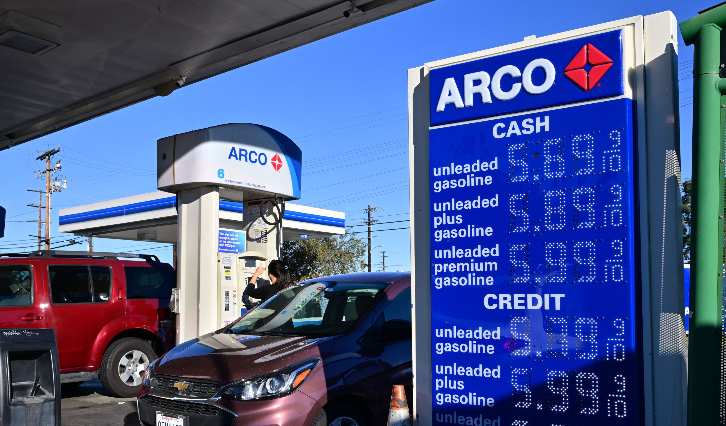 Americans Swayed More By Candidates Views On Inflation Than Abortion: Poll Americans Swayed More By Candidates Views On Inflation Than Abortion: Poll