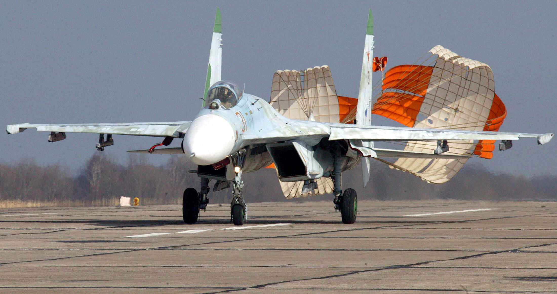 Russian Fighter Jet Launches Missile While Following U.K. Spy Plane