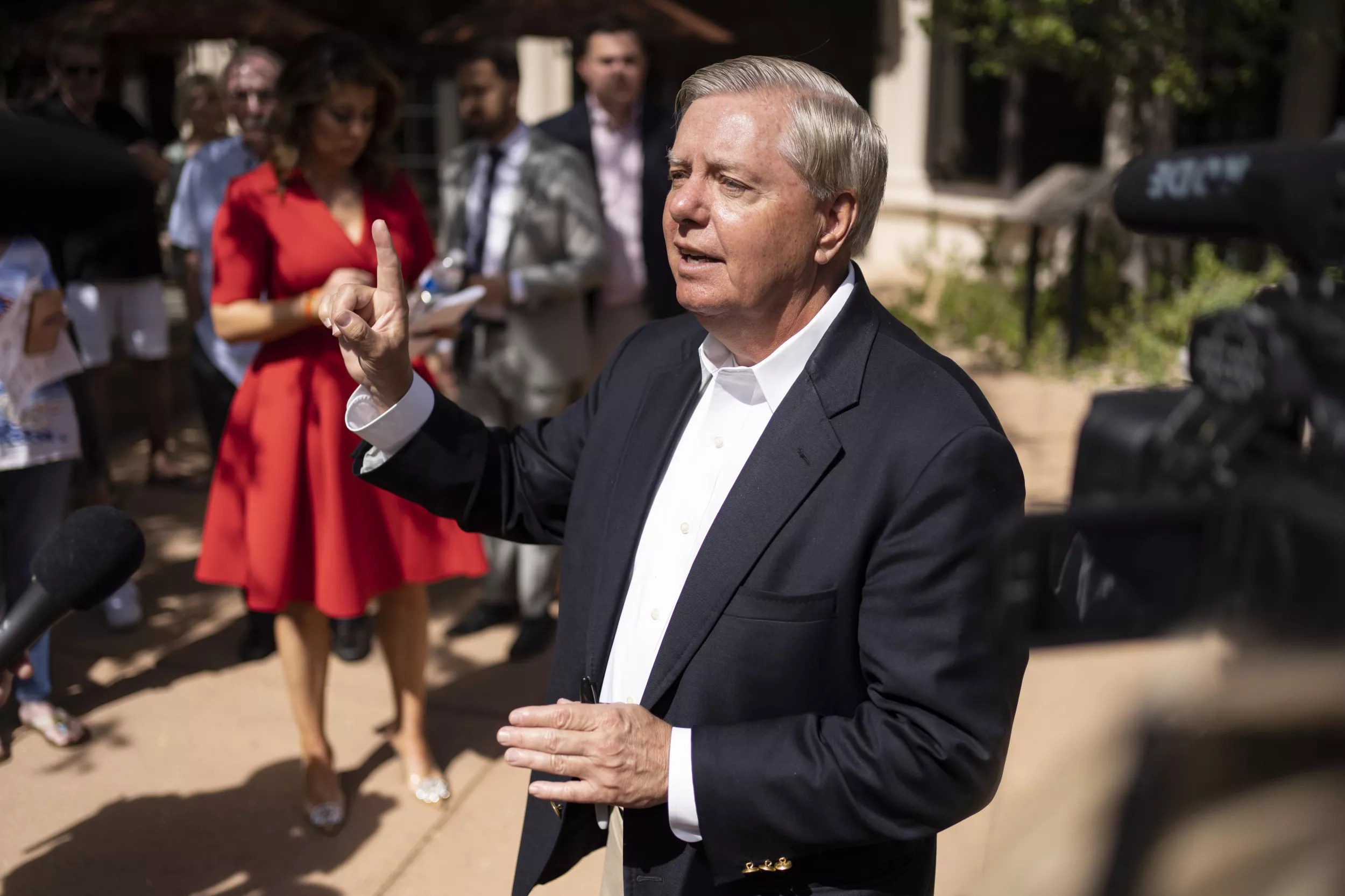 Graham Takes Another Step to Avoid Georgia Election Probe, This Time SCOTUS - Vimarsana News