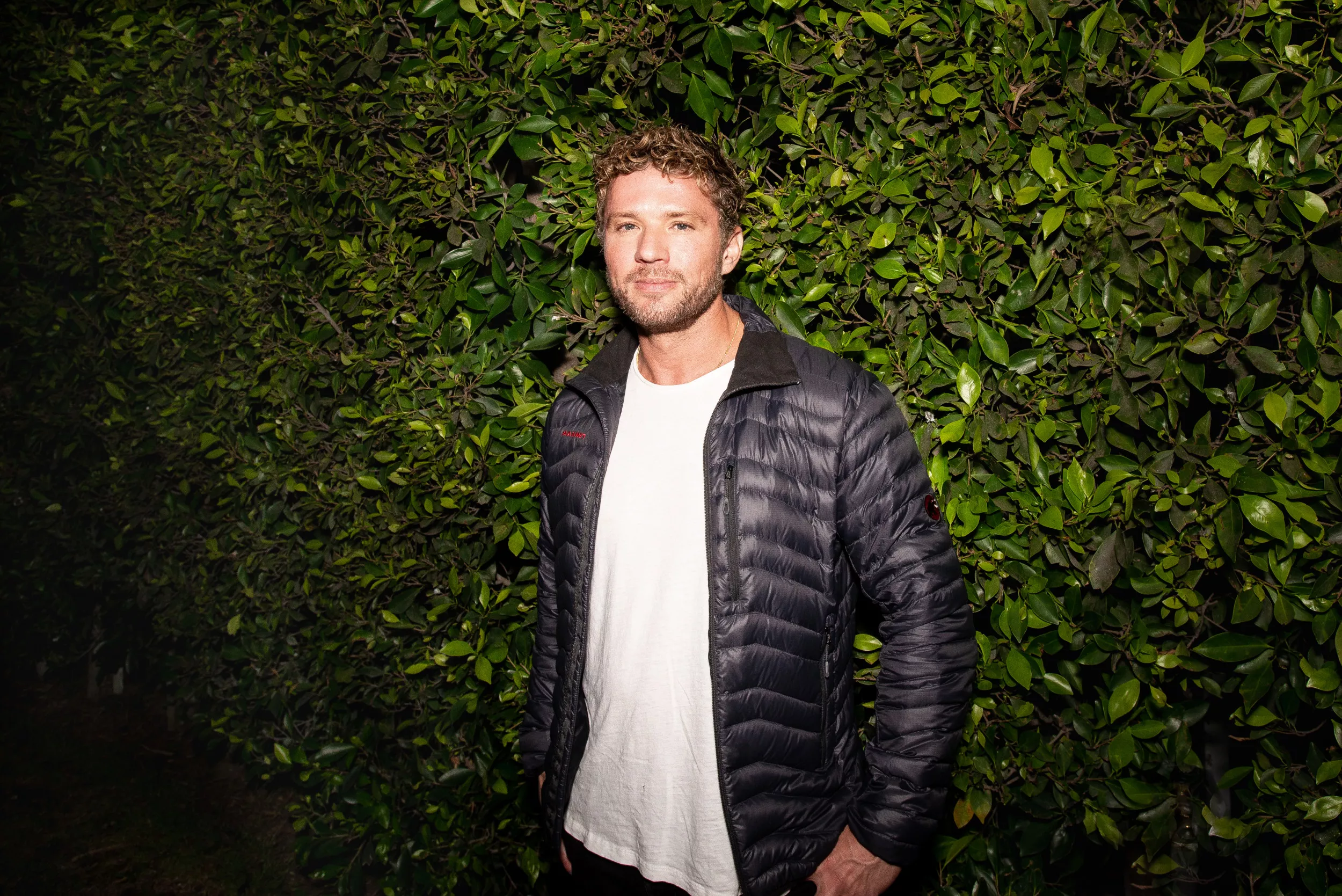 Ryan Phillippe Sees What You're Tweeting About Him, And He's Fine With It - Vimarsana News