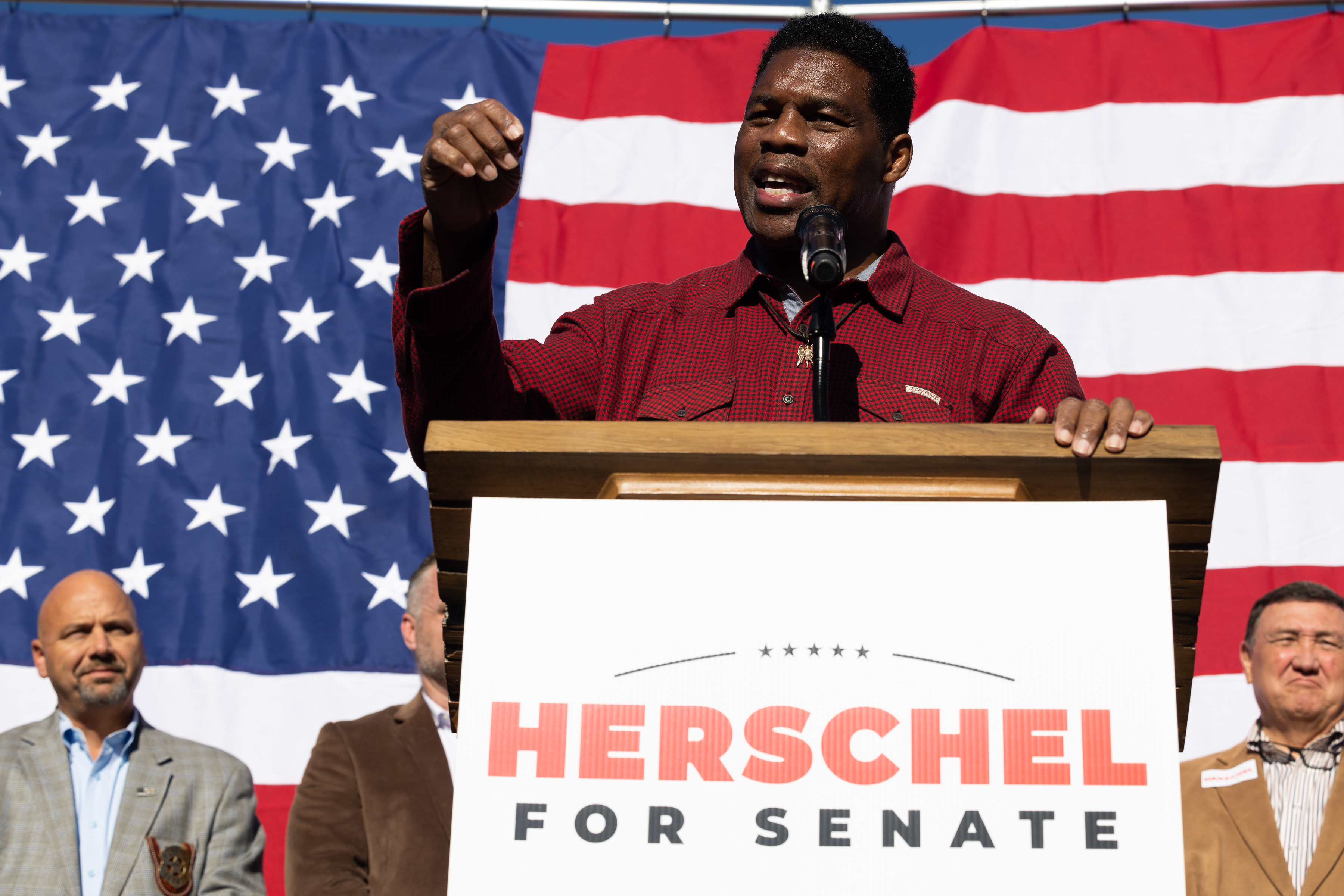 Herschel Walker Pushes Fentanyl Candy Conspiracy Theory Ahead of Halloween Herschel Walker Pushes Fentanyl Candy Conspiracy Theory Ahead of Halloween