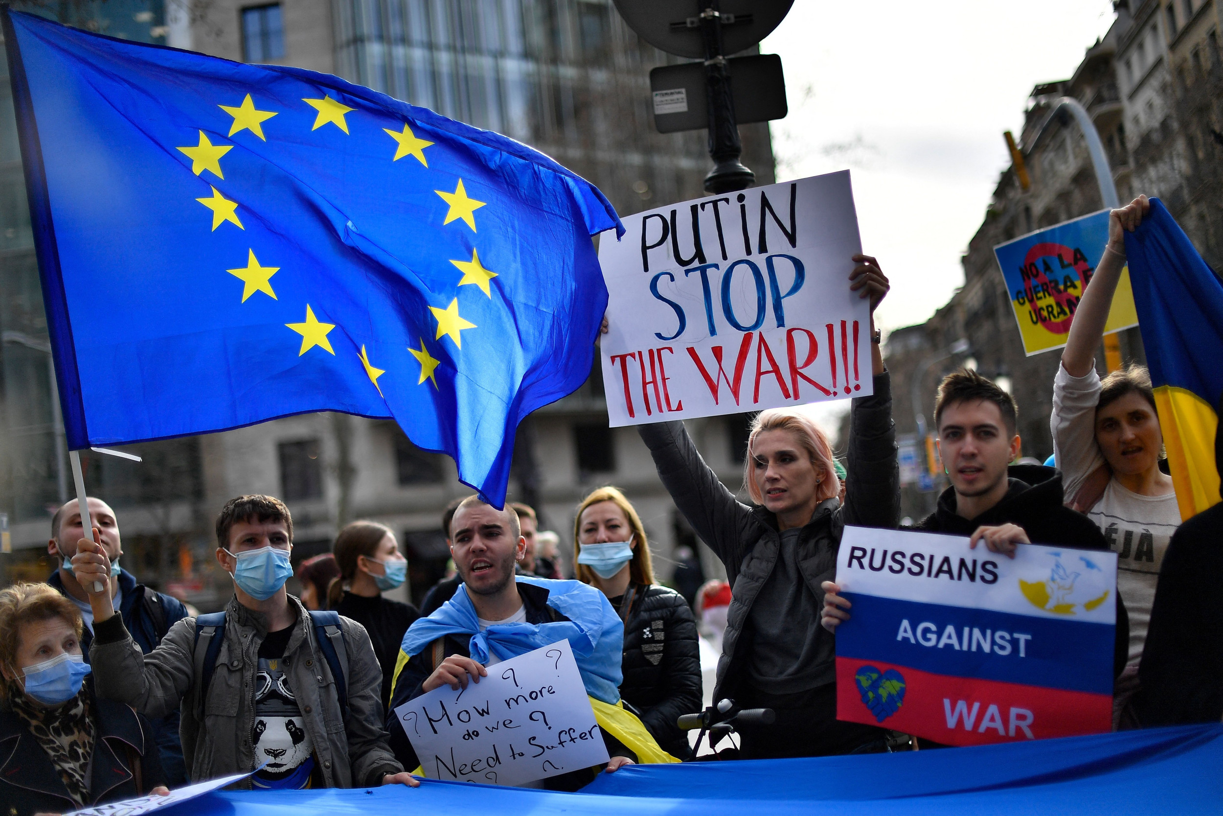 New europe. Украина и Россия картина. The New Europe. Stop War in Ukraine. Путин и банда.