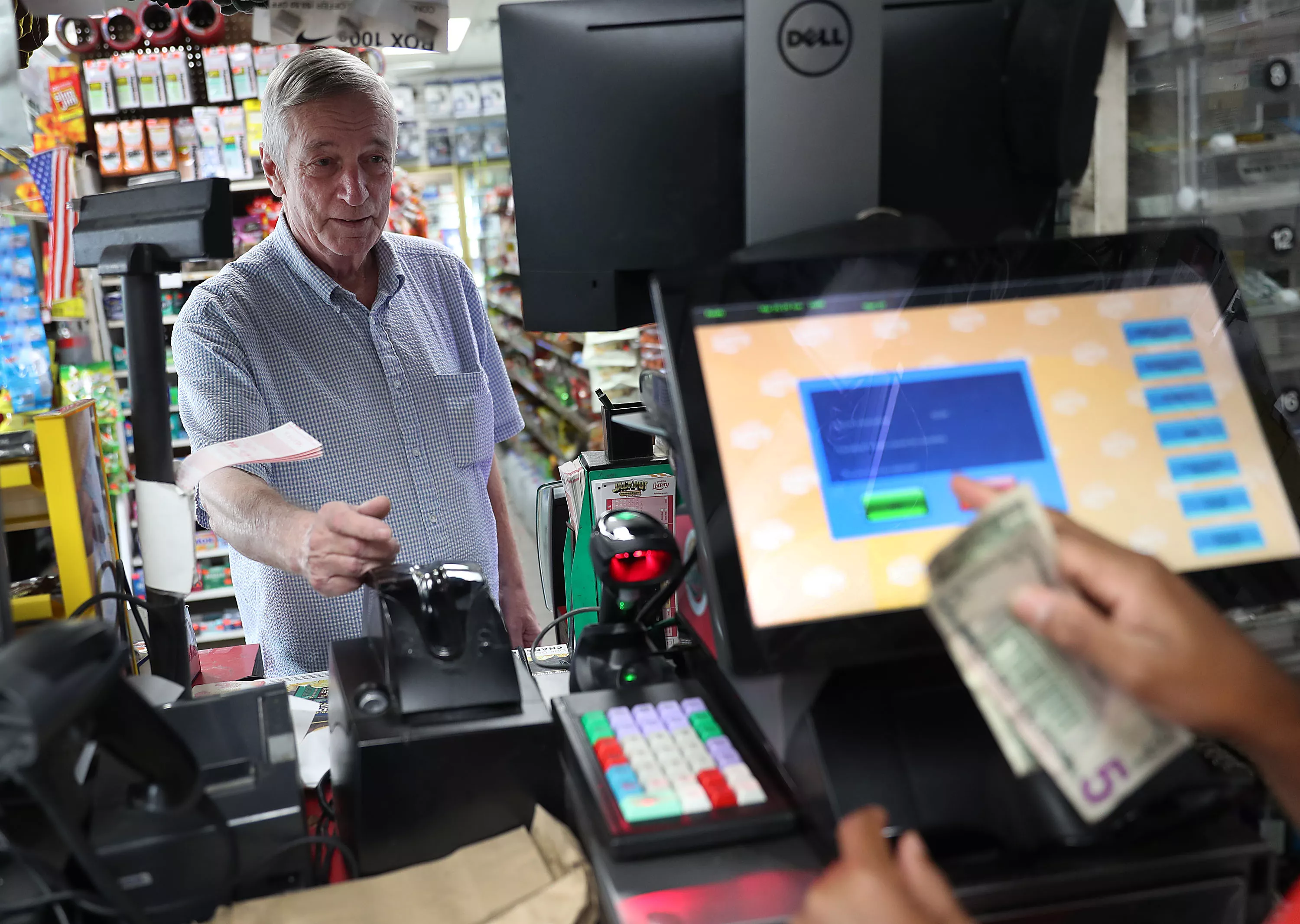 Powerball Drawing for 10/26/22, Wednesday Jackpot Is $700 Million - Vimarsana News