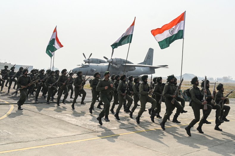 India, troops, act, Kashmir, landing, 1947