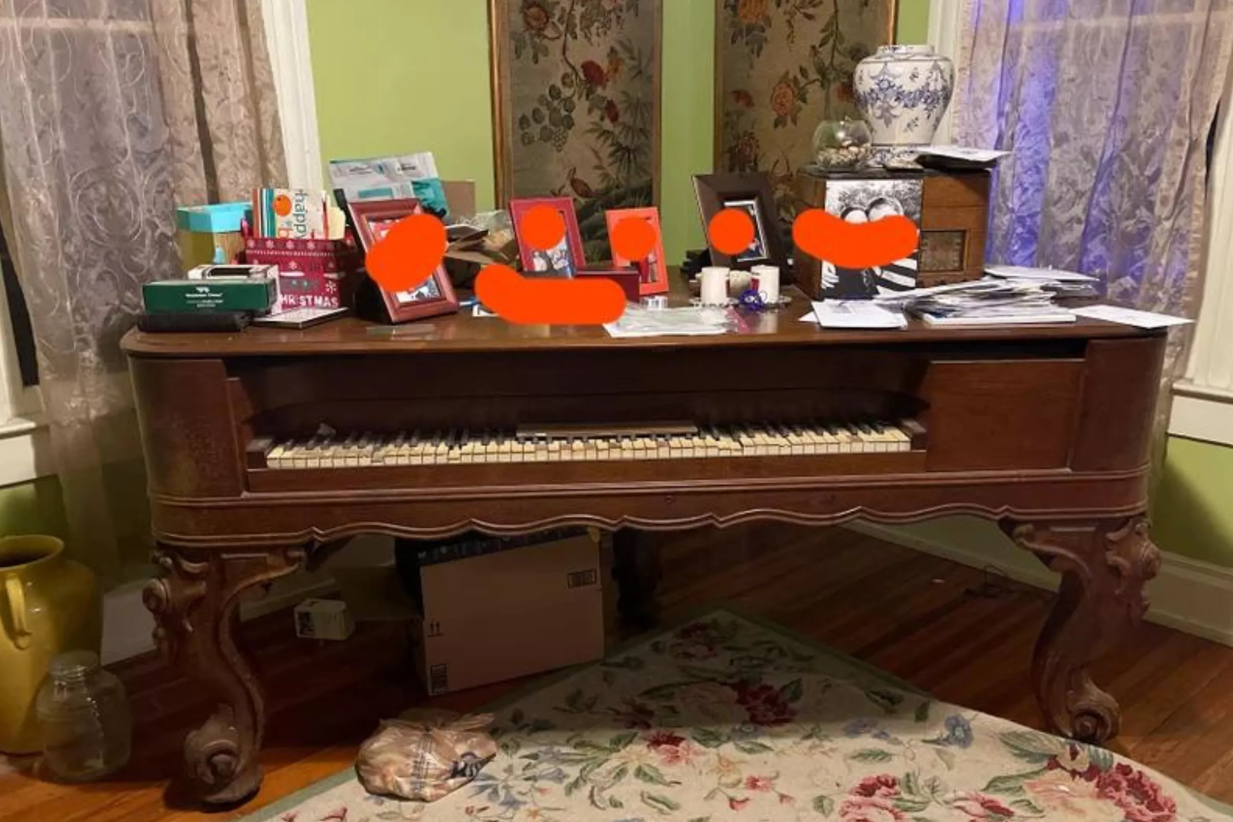 Man Discovers Family Piano Is Rare Vintage Model That Could Be Worth '$50K' - Vimarsana News
