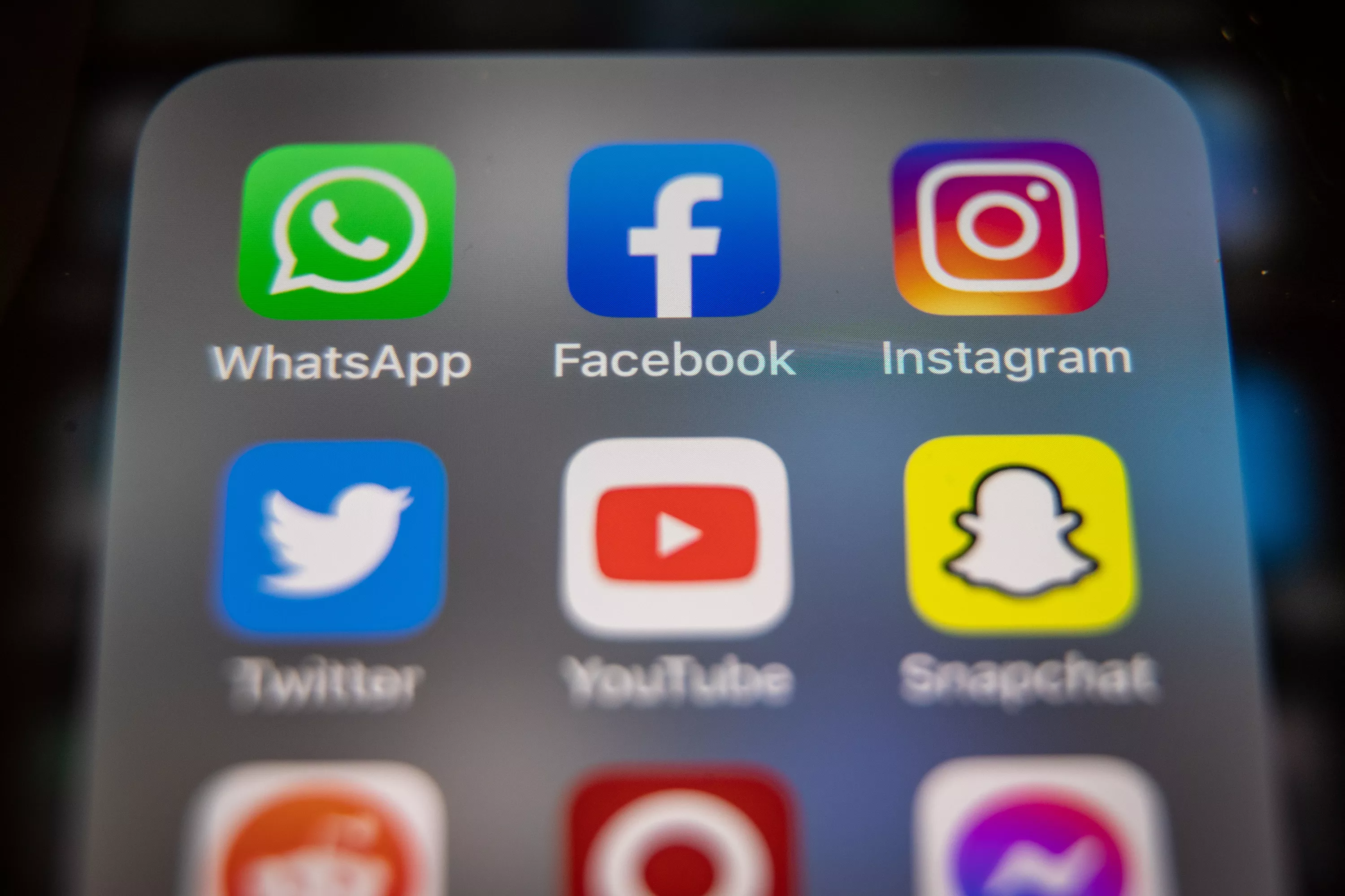 We Need Parents and Policy to Save Our Kids from Big Tech - Vimarsana News