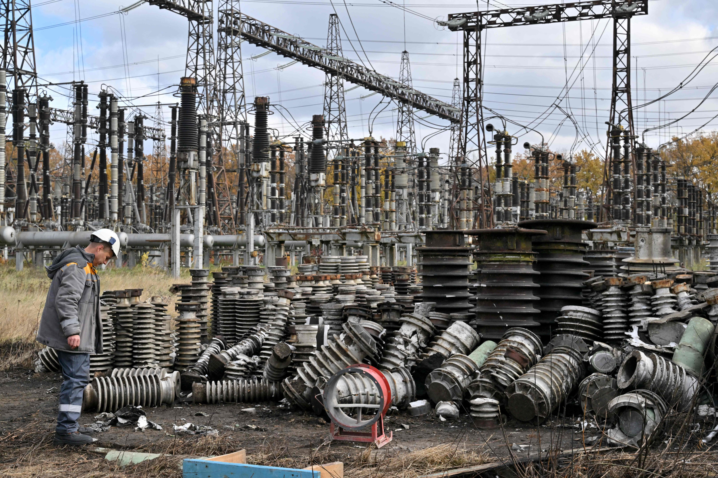 Ukraine Energy Giant Running Out of Equipment to Fix Power Outages
